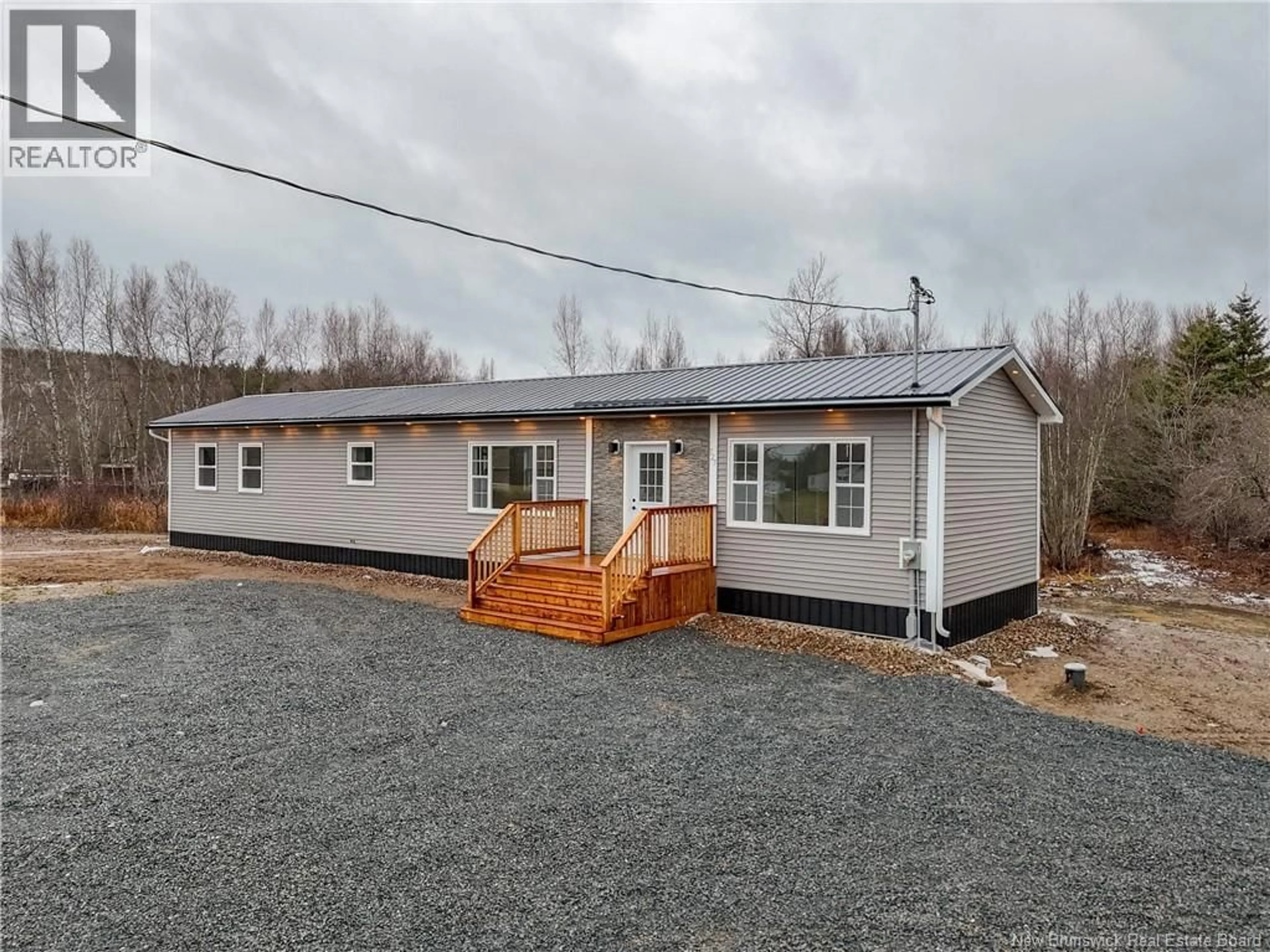 Home with vinyl exterior material, unknown for 725 ROUTE 628, Durham Bridge New Brunswick E6C1N6