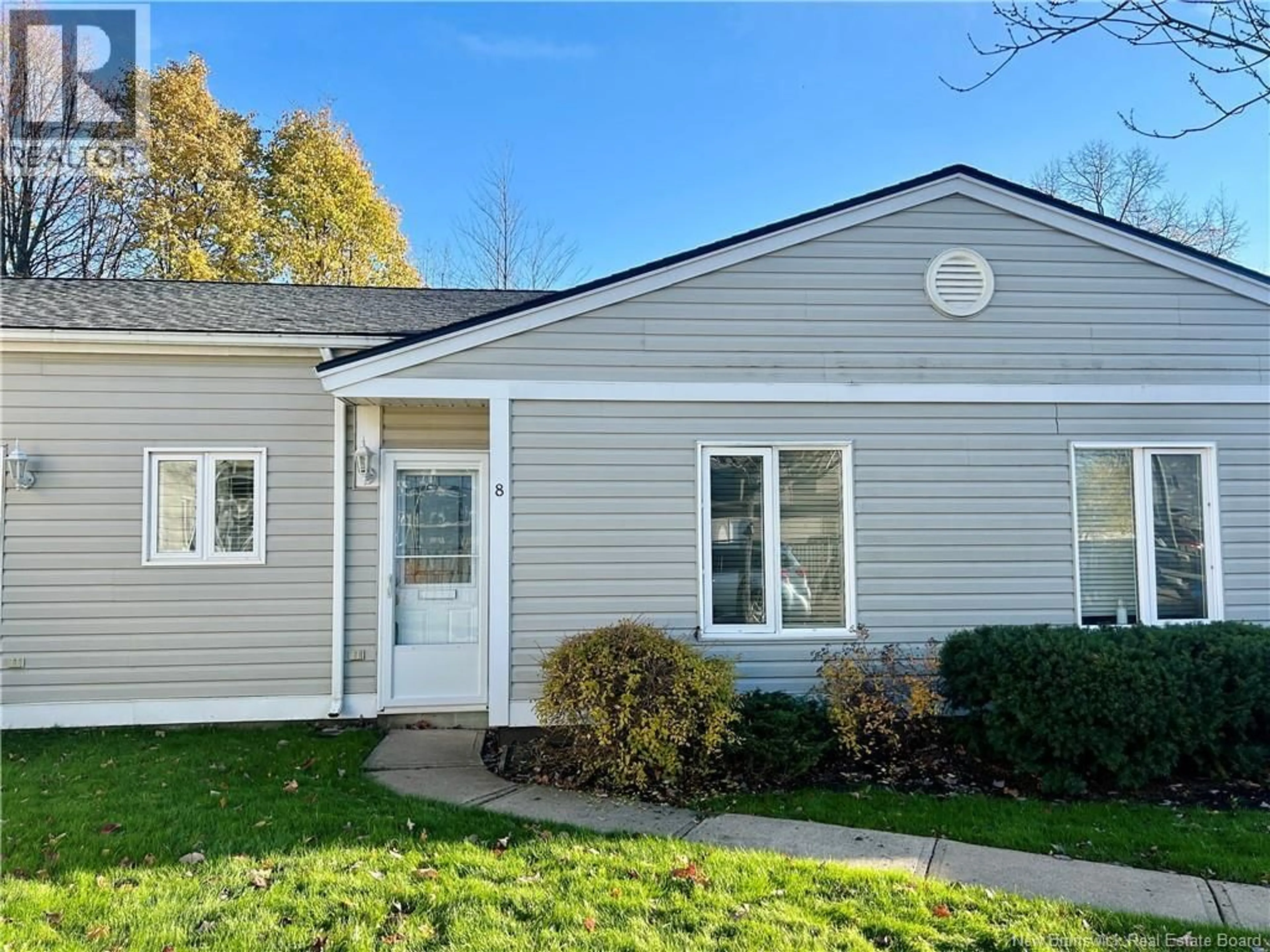 Home with vinyl exterior material, unknown for 8 - 331 MCLAUGHLIN DRIVE, Moncton New Brunswick E1A4R3