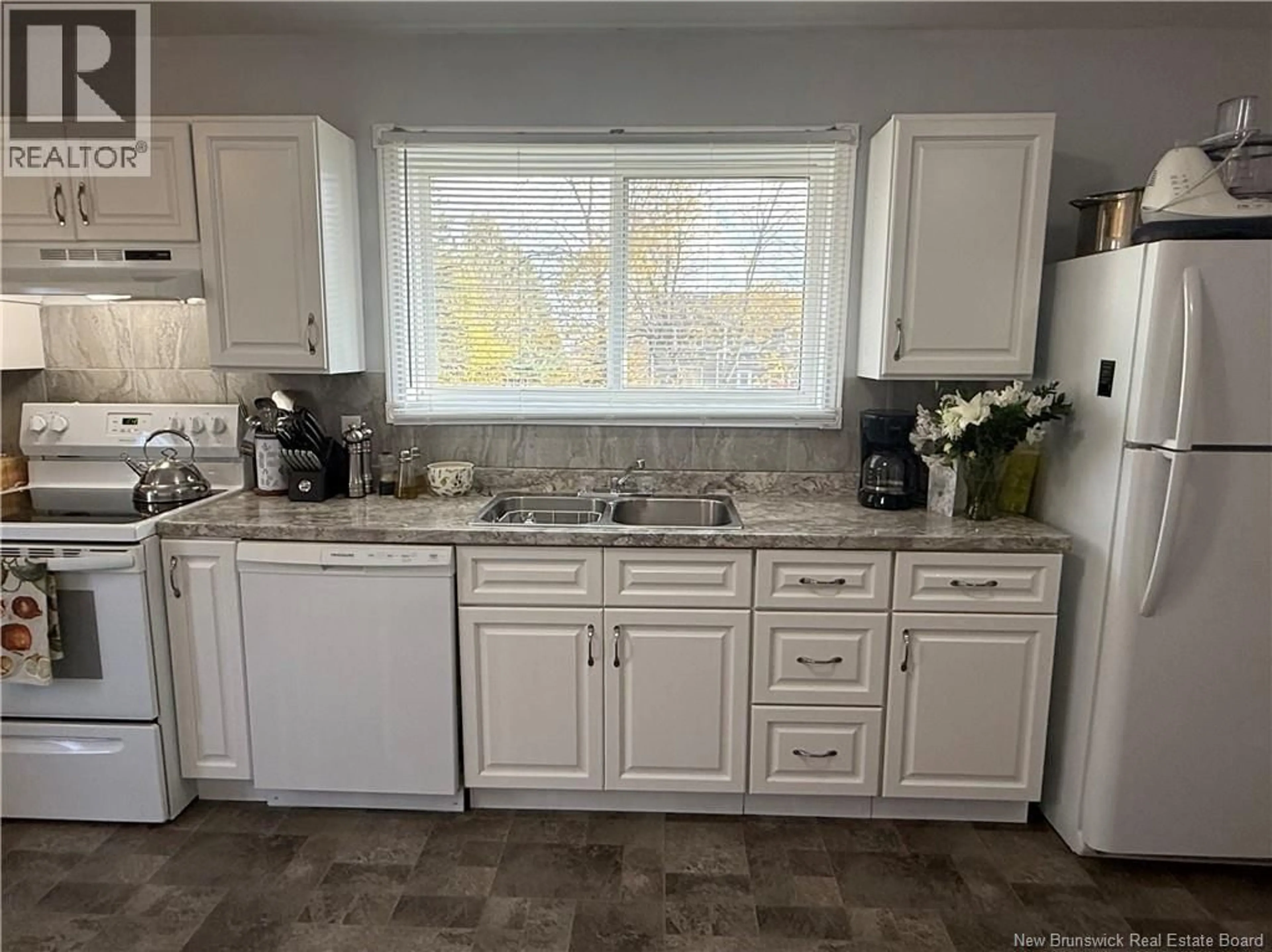 Unknown for 335 BEAUMONT AVENUE, Miramichi New Brunswick E1V1E5