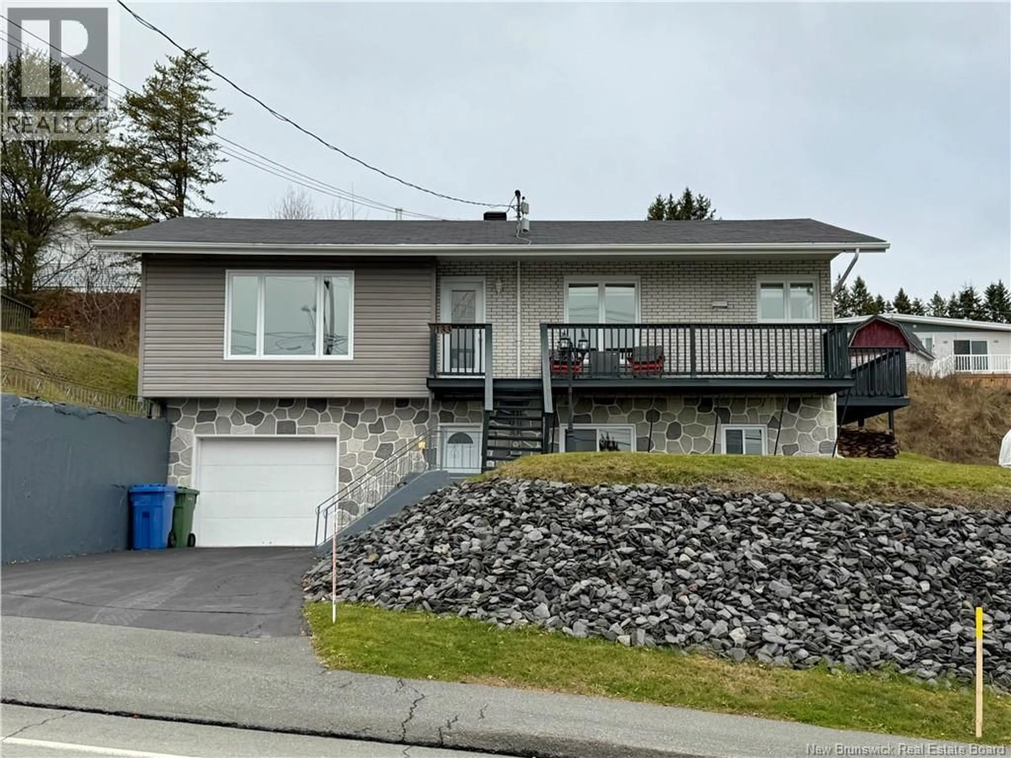 Home with vinyl exterior material, street for 133 BELLEVUE STREET, Edmundston New Brunswick E3V2E2