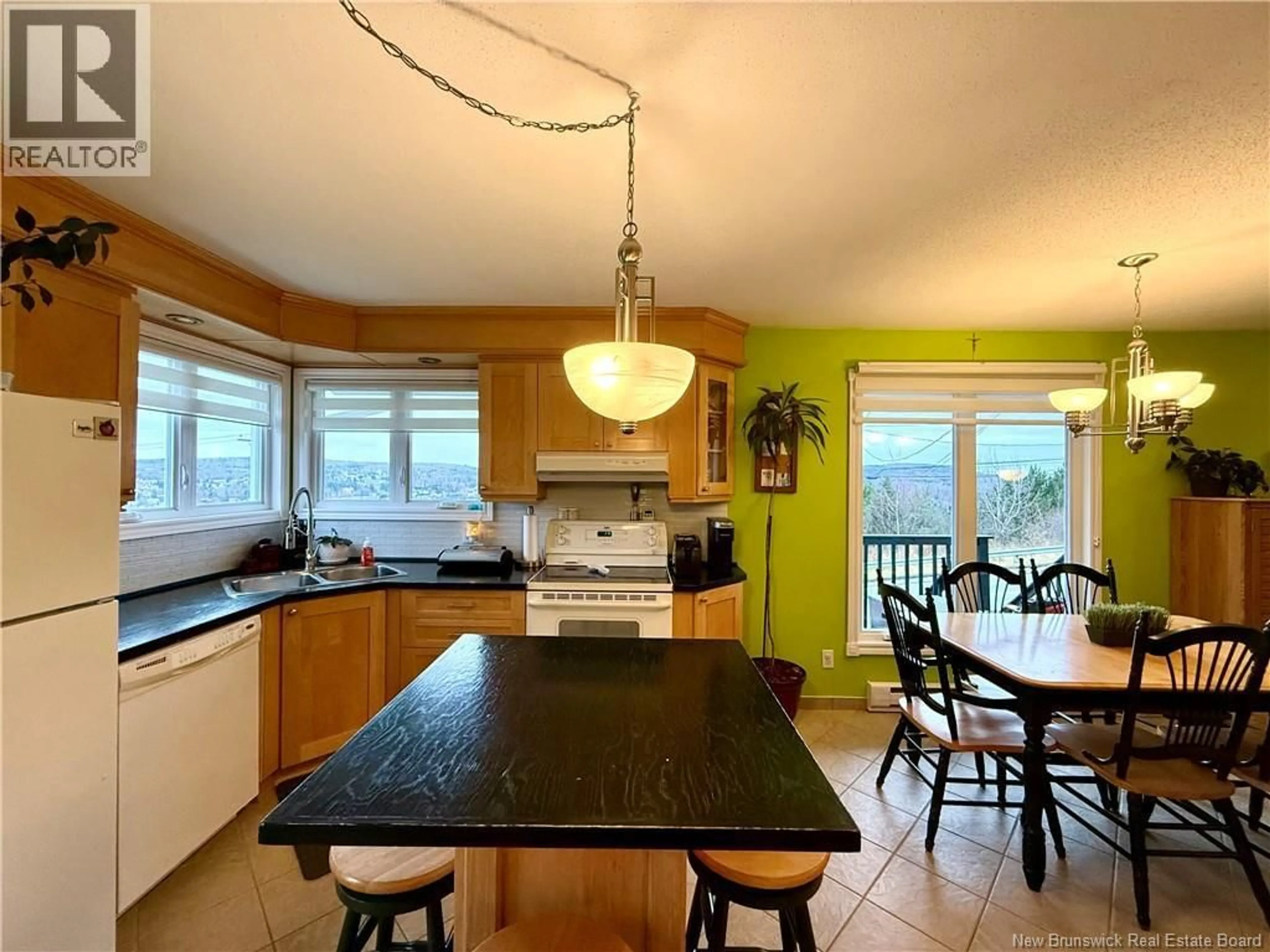 Open concept kitchen, unknown for 133 BELLEVUE STREET, Edmundston New Brunswick E3V2E2