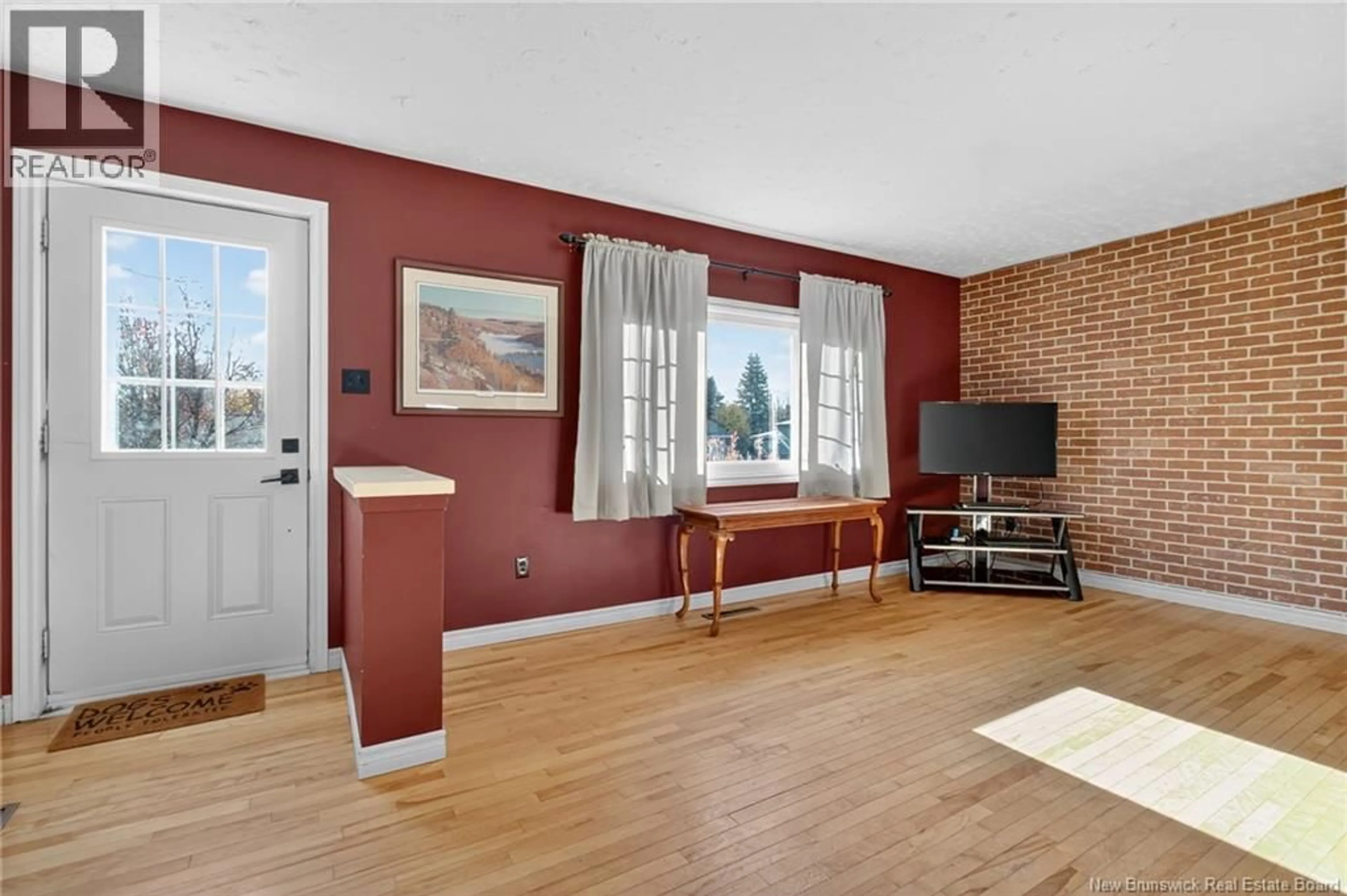 Living room with furniture, unknown for 21 ABERDEEN DRIVE, Riverview New Brunswick E1B3G2