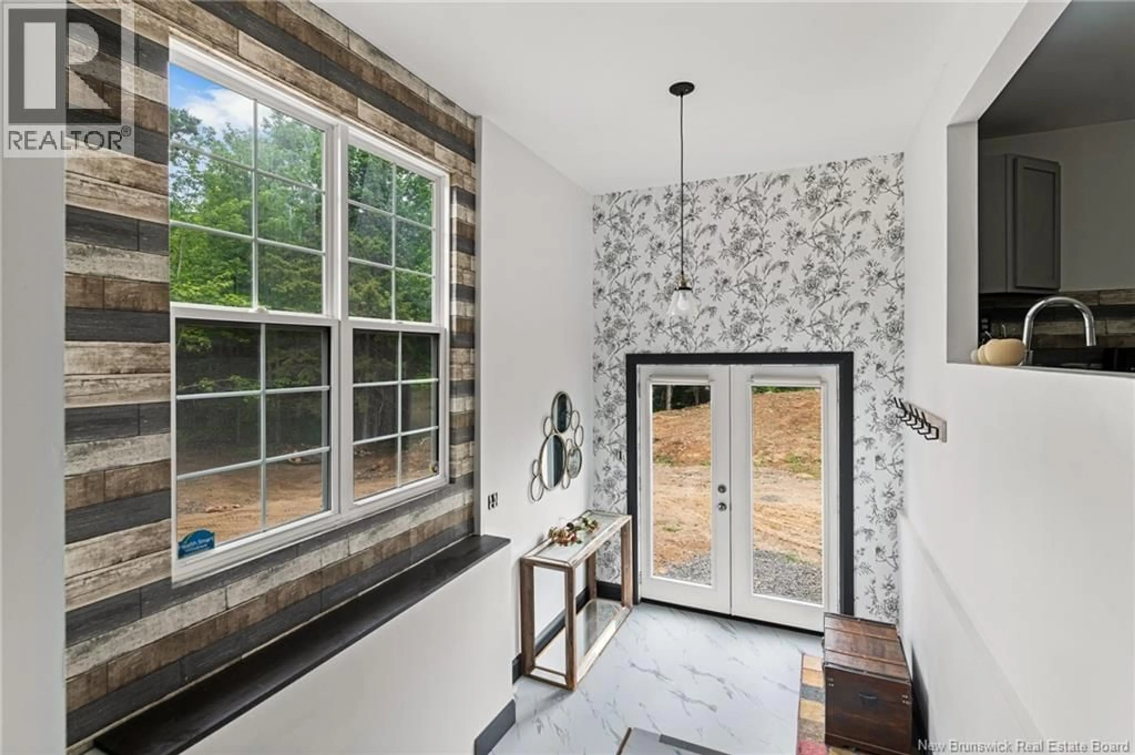 Indoor entryway for 120 SAINT-MARCEL, Acadieville New Brunswick E4Y1R4