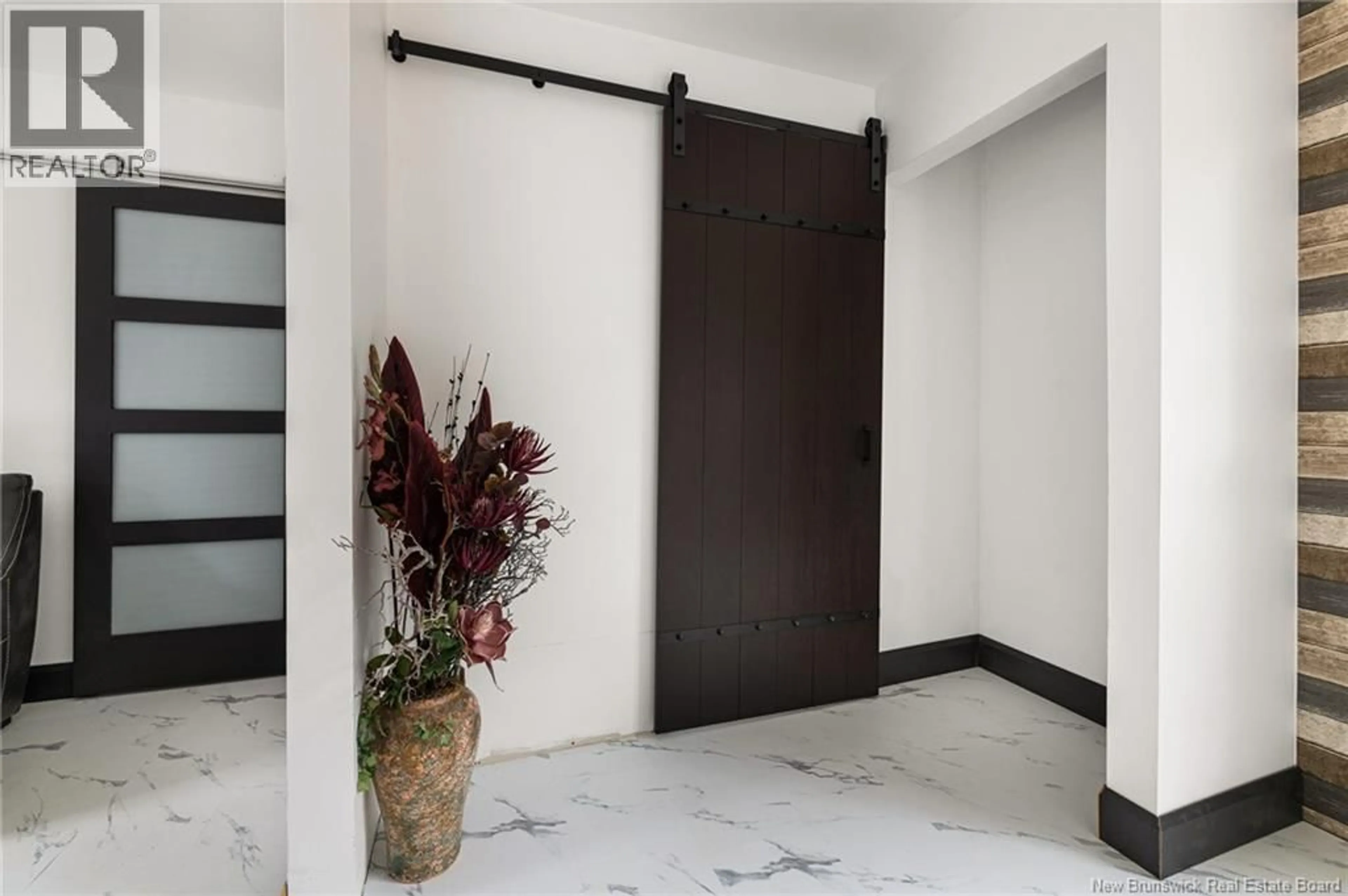 Indoor foyer for 120 SAINT-MARCEL, Acadieville New Brunswick E4Y1R4