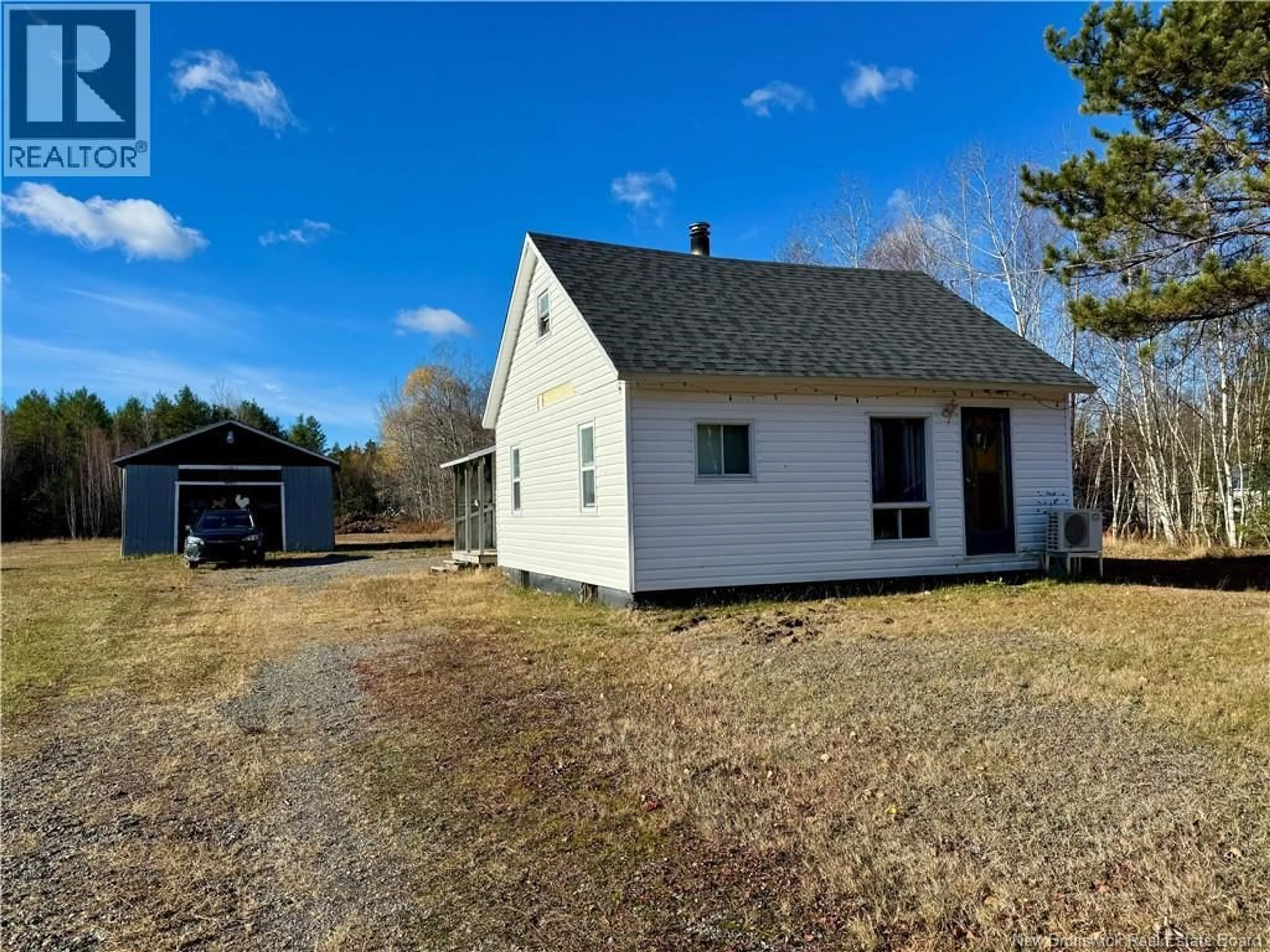 A pic from outside/outdoor area/front of a property/back of a property/a pic from drone, building for 466 ROUTE 123, Grand Lake New Brunswick E9C1K4
