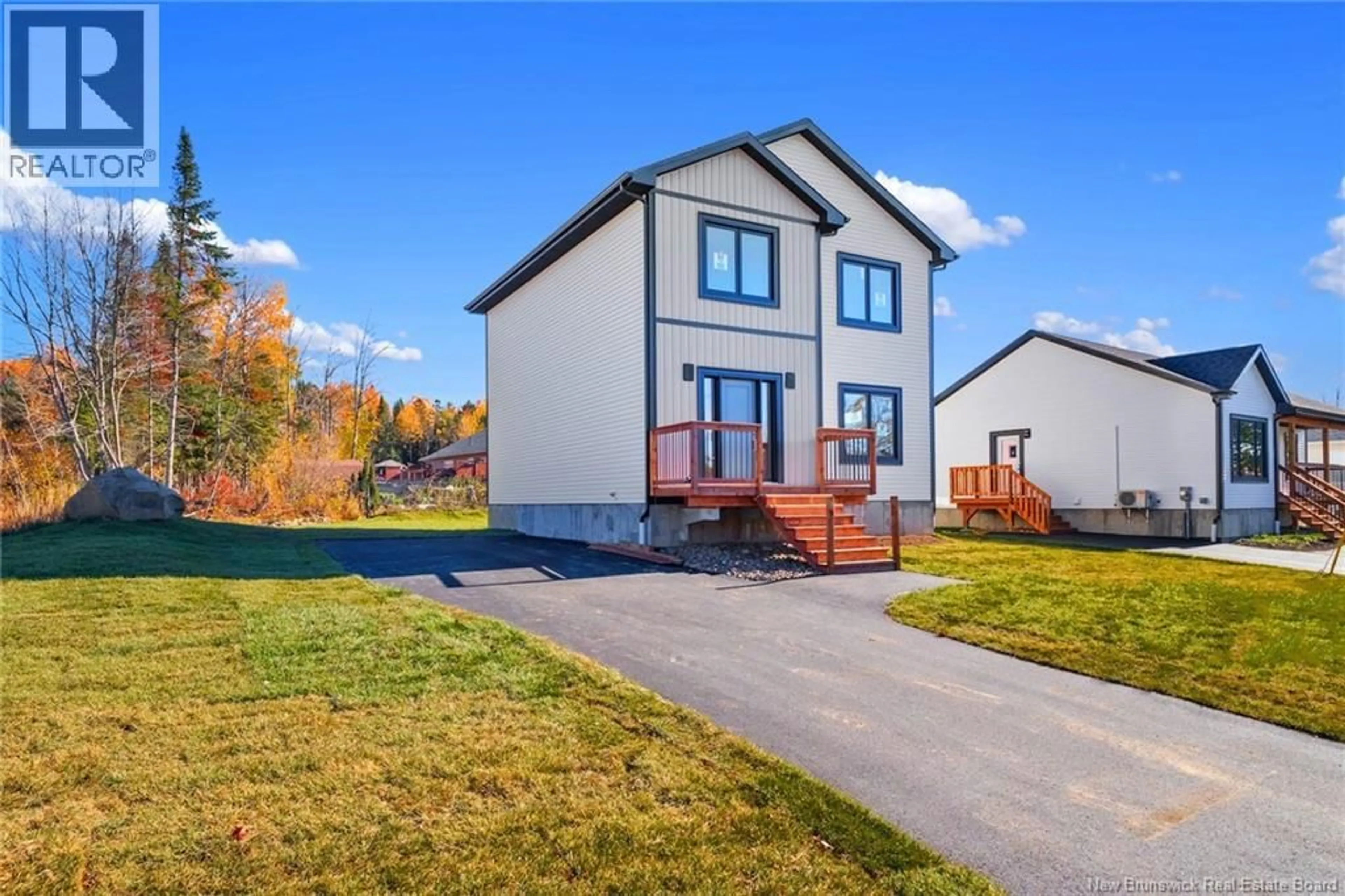 Home with vinyl exterior material, street for 32 ATTENBOROUGH DRIVE, Fredericton New Brunswick E3A9R6