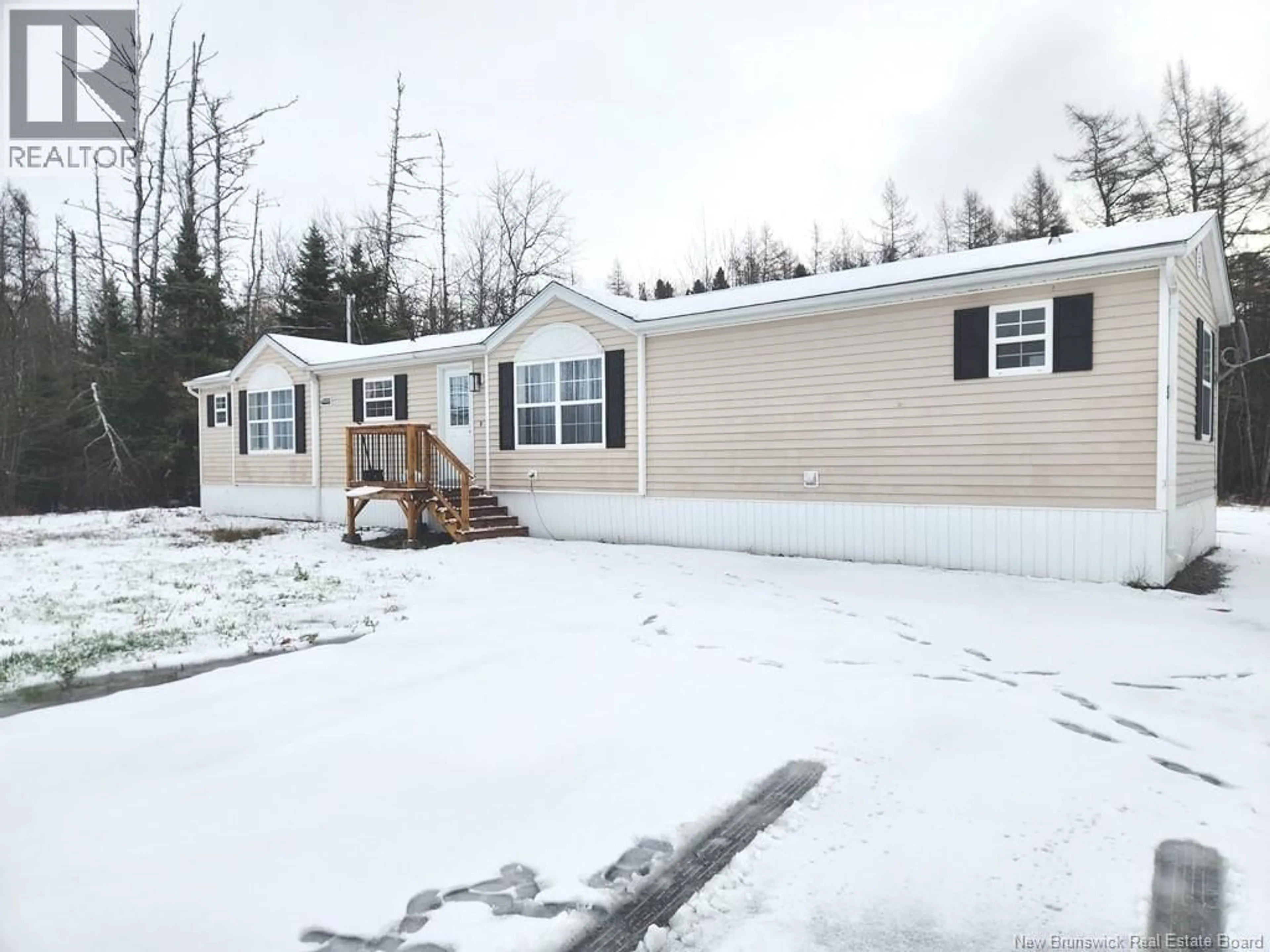 Home with vinyl exterior material, unknown for 544 ROUTE 148, Nashwaak Village New Brunswick E3G9C9