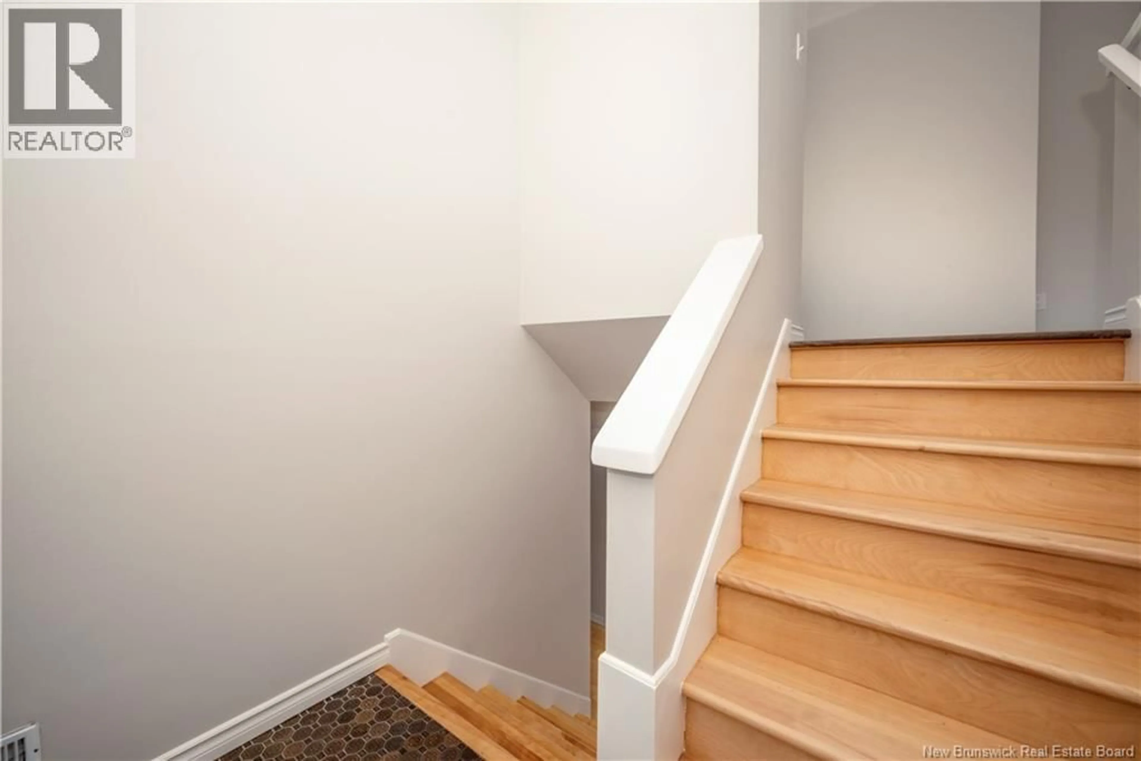 Stairs for 45 CABOT DRIVE, Moncton New Brunswick E1A5K8