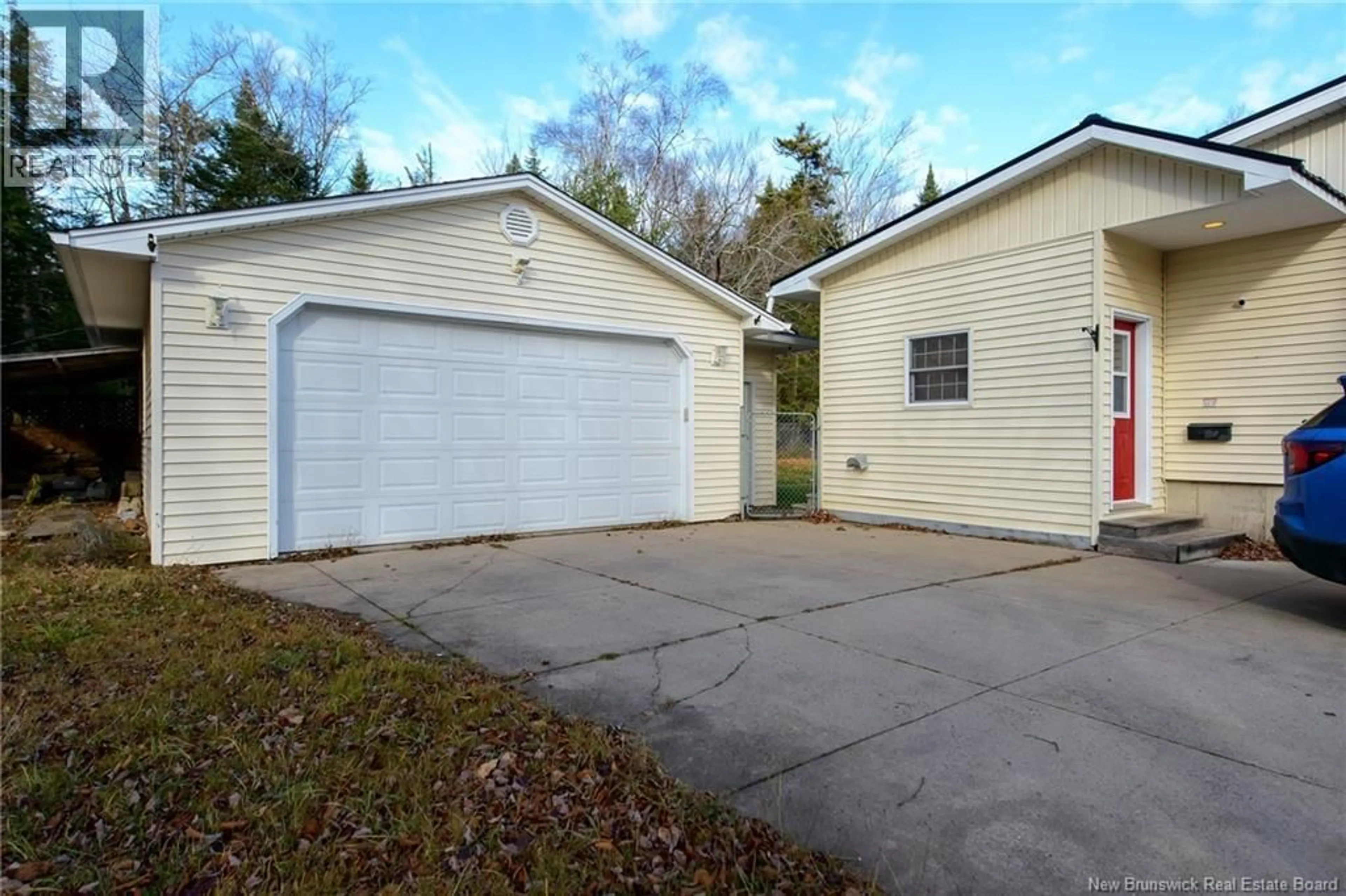 Indoor garage for 65 ISLANDVIEW DRIVE, Douglas New Brunswick E3G7R8