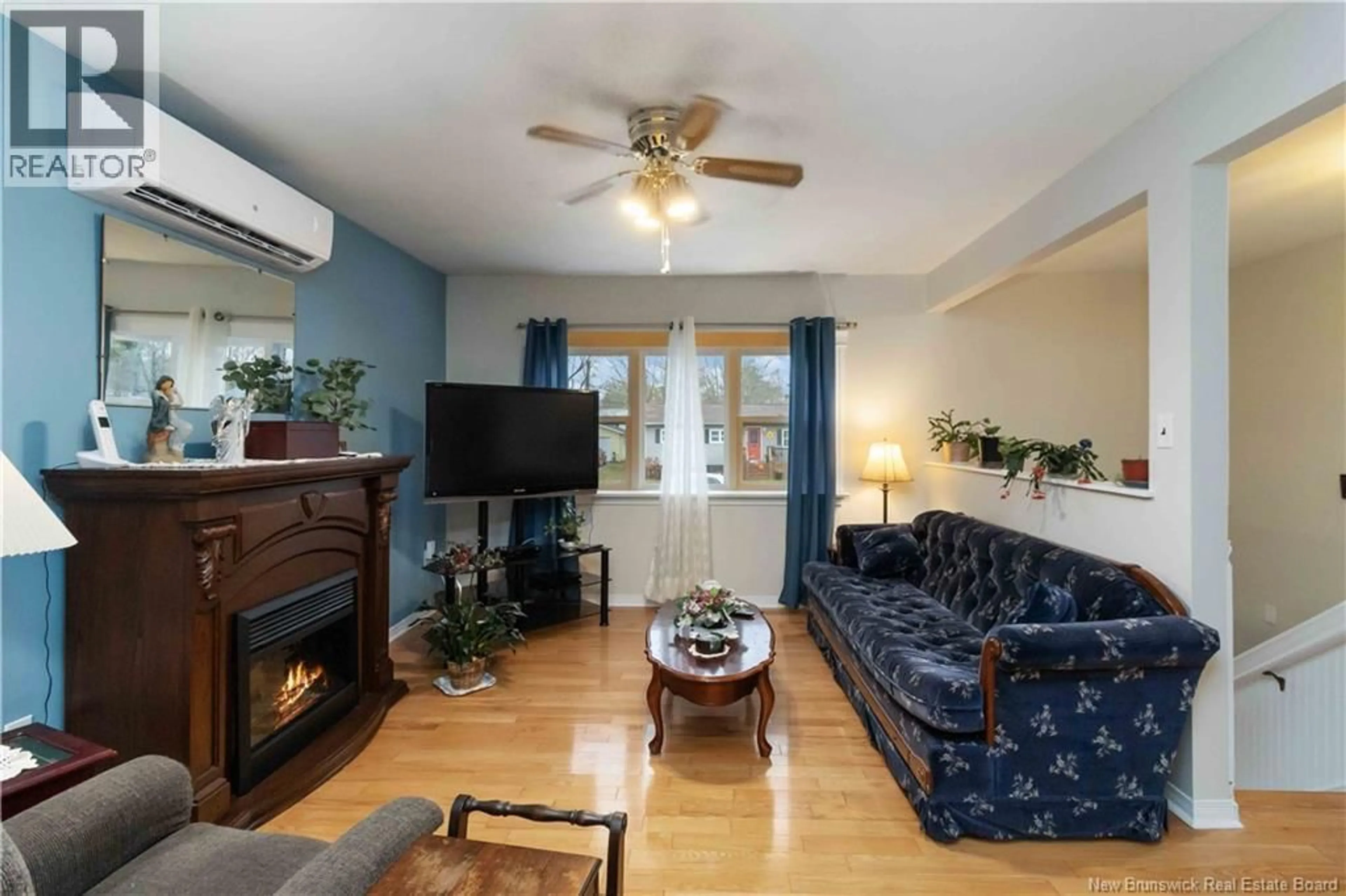 Living room with furniture, wood/laminate floor for 37 BALDWIN STREET, Riverview New Brunswick E1B3C9