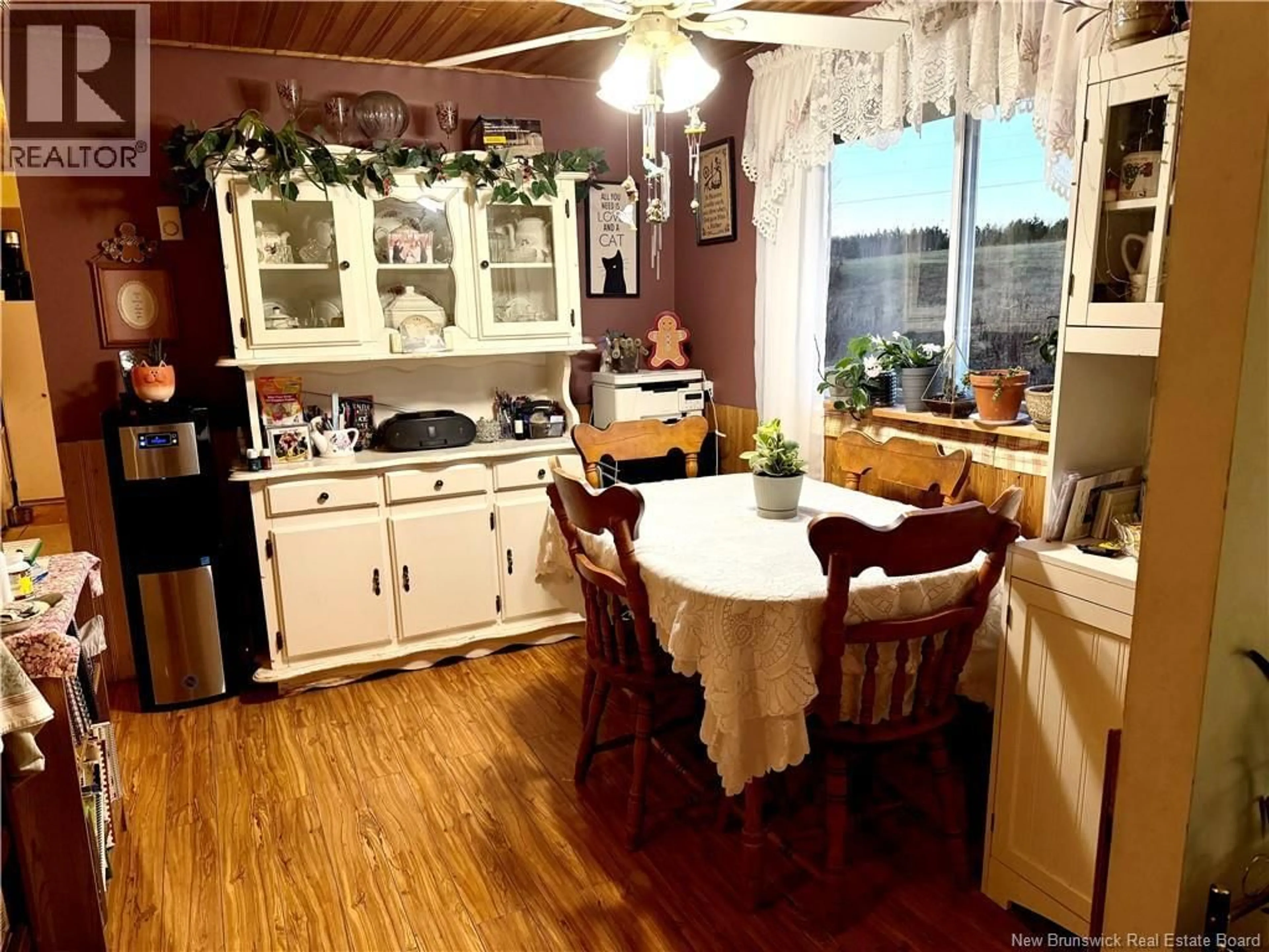 Dining room, wood/laminate floor for 30 MACDONALD LANE, Cambridge-Narrows New Brunswick E4C1V1