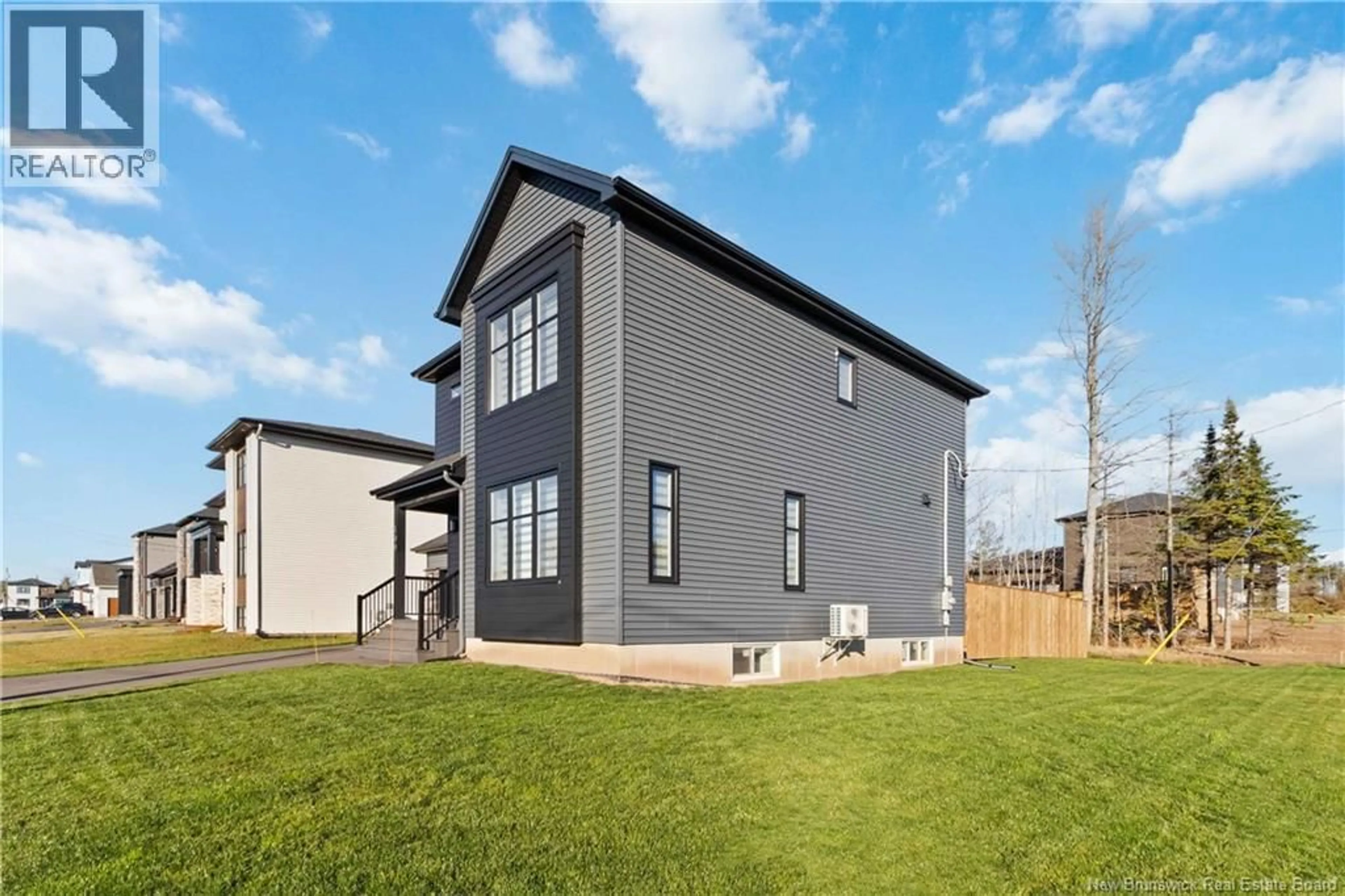 Home with vinyl exterior material, building for 100 RACHEL STREET, Moncton New Brunswick E1G6J4