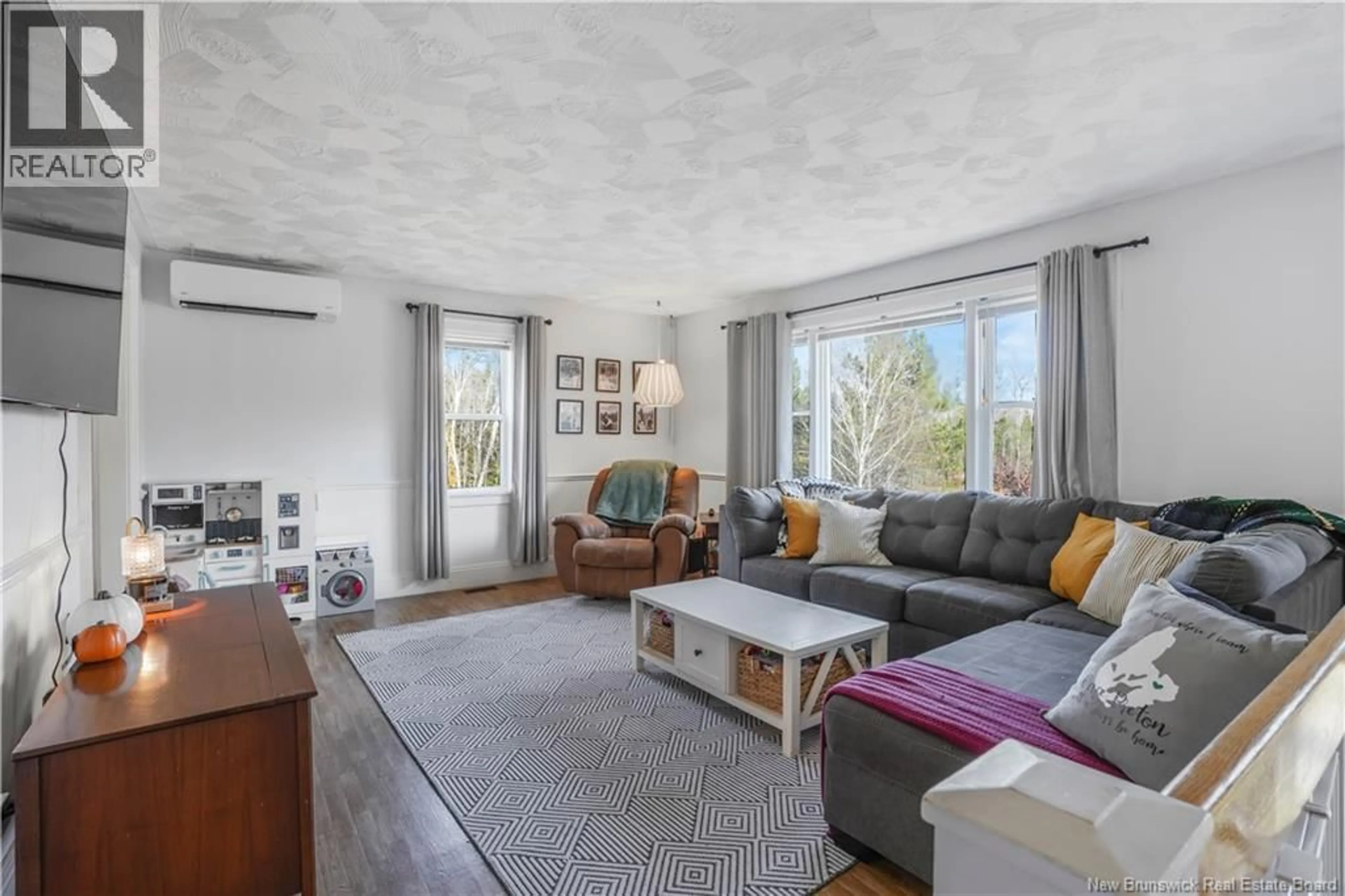 Living room with furniture, unknown for 378 ROUTE 635, Lake George New Brunswick E6K3N8