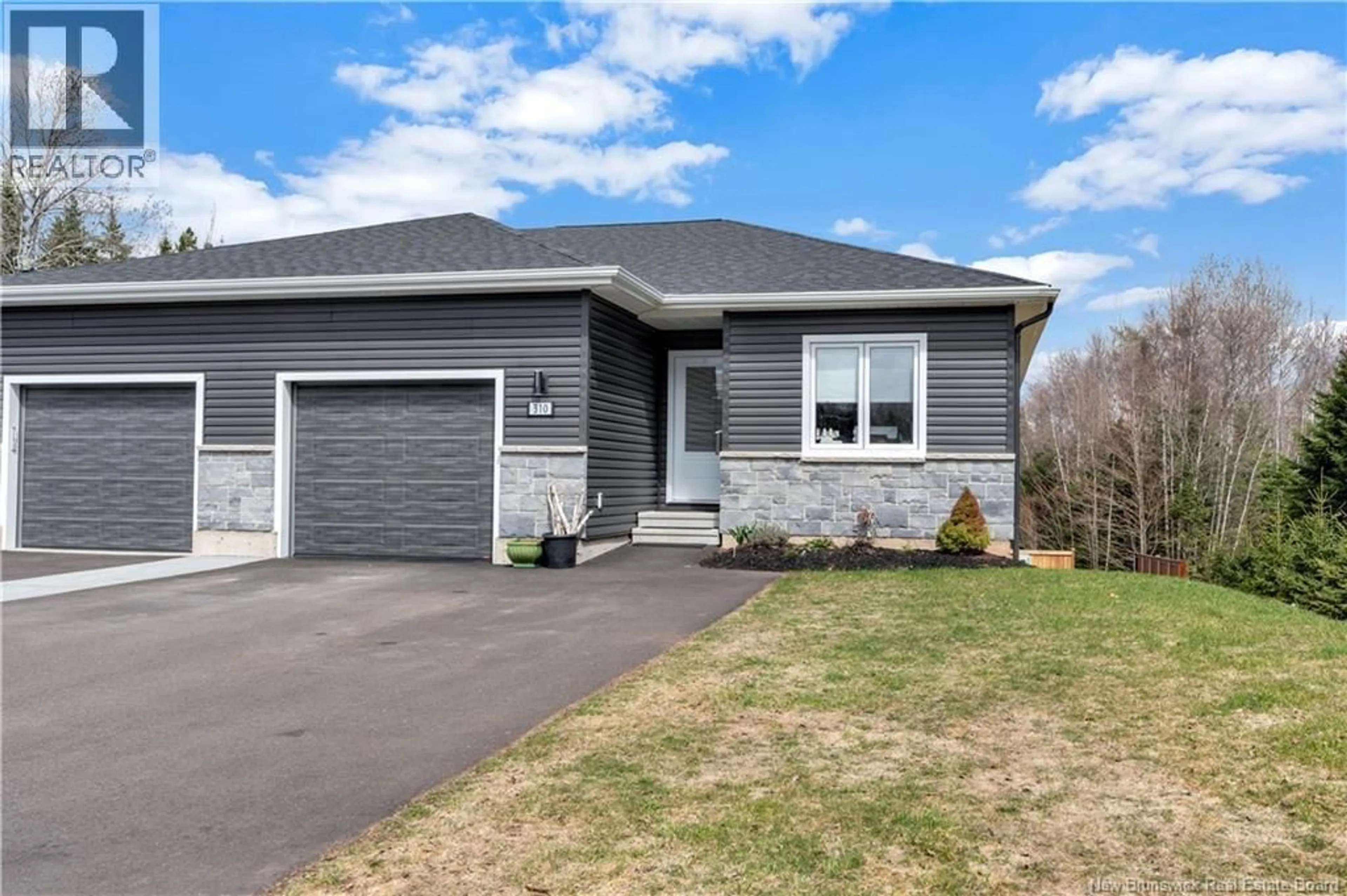 Home with vinyl exterior material, street for 310 DAMIEN, Dieppe New Brunswick E1A5V6