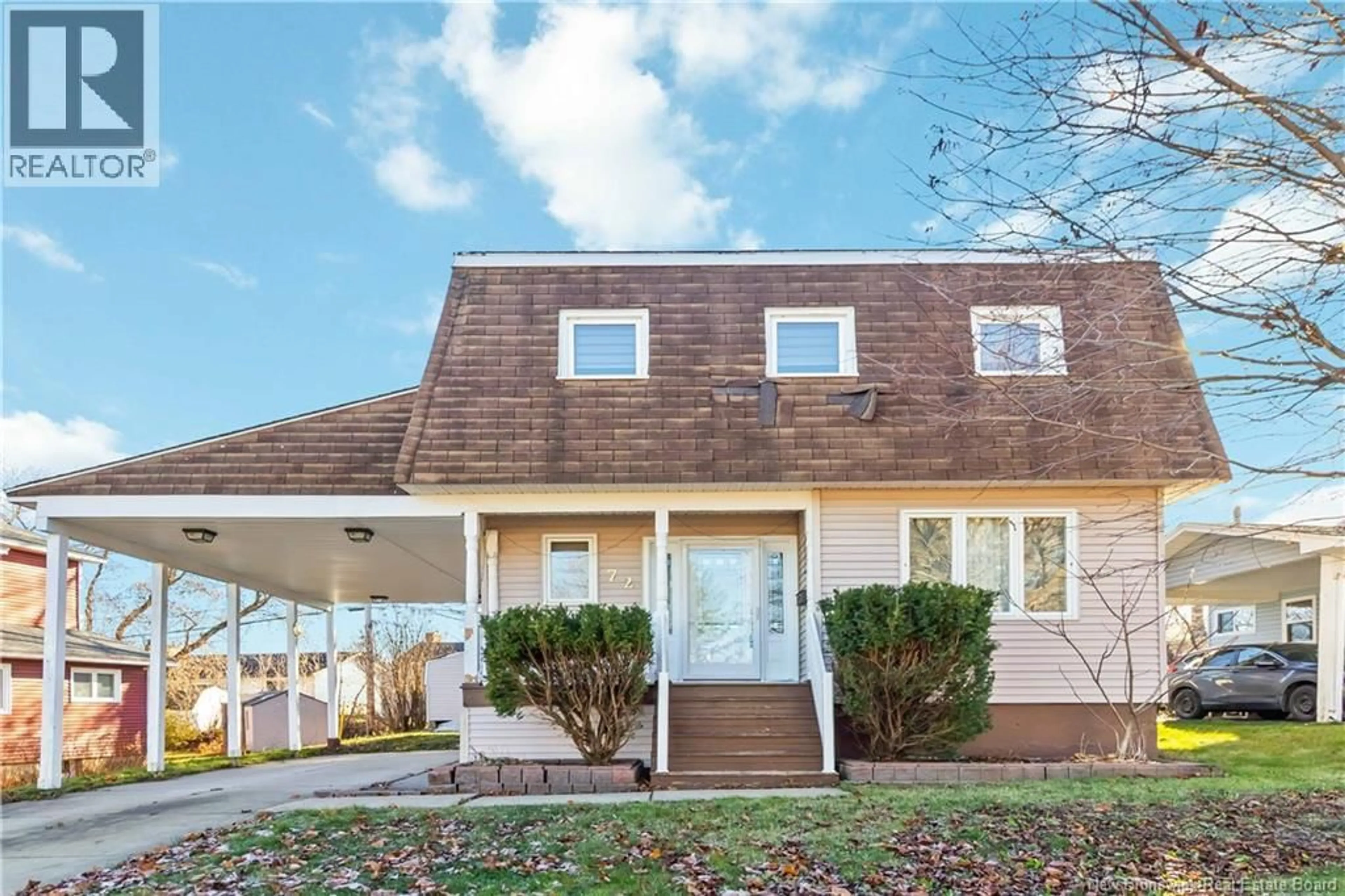 Home with vinyl exterior material, street for 72 ANNE STREET, Moncton New Brunswick E1C4J6