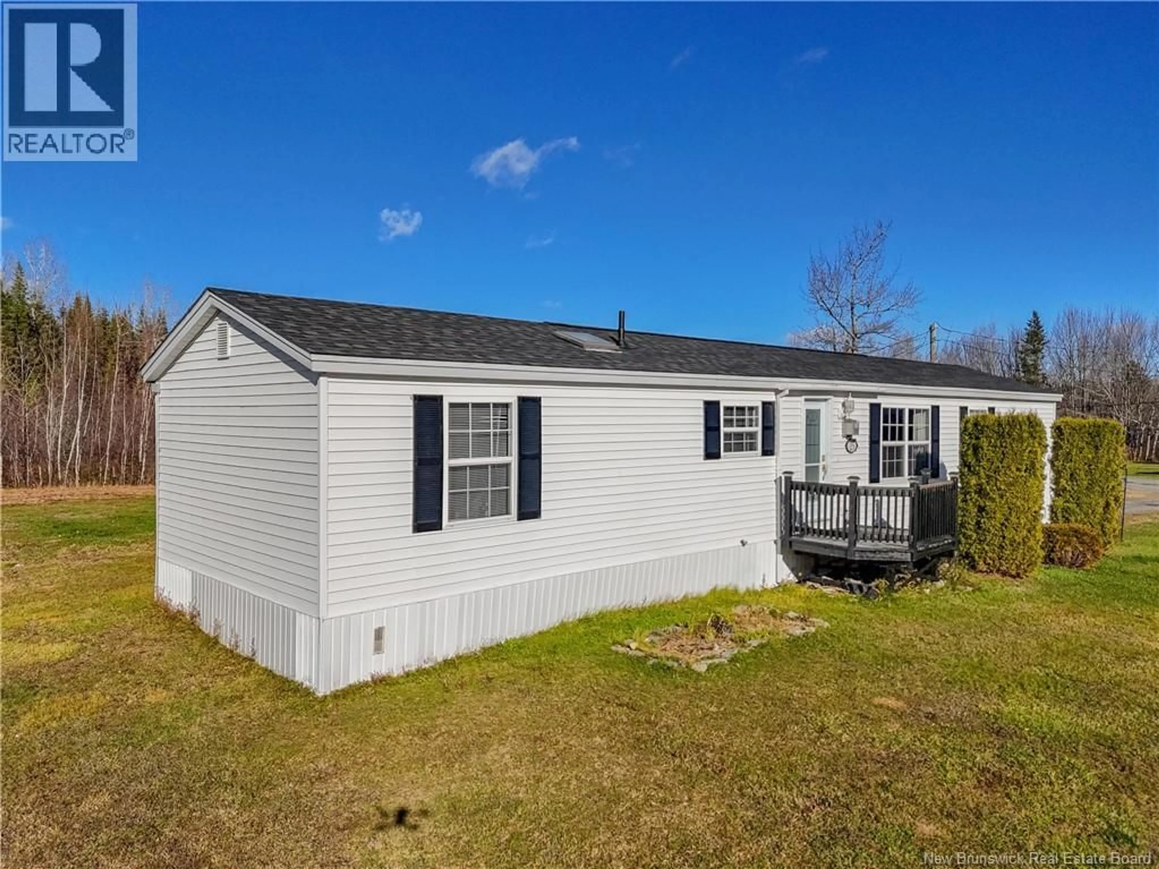 Home with vinyl exterior material, unknown for 25 CRYSTAL DRIVE, Waasis New Brunswick E3B9B4