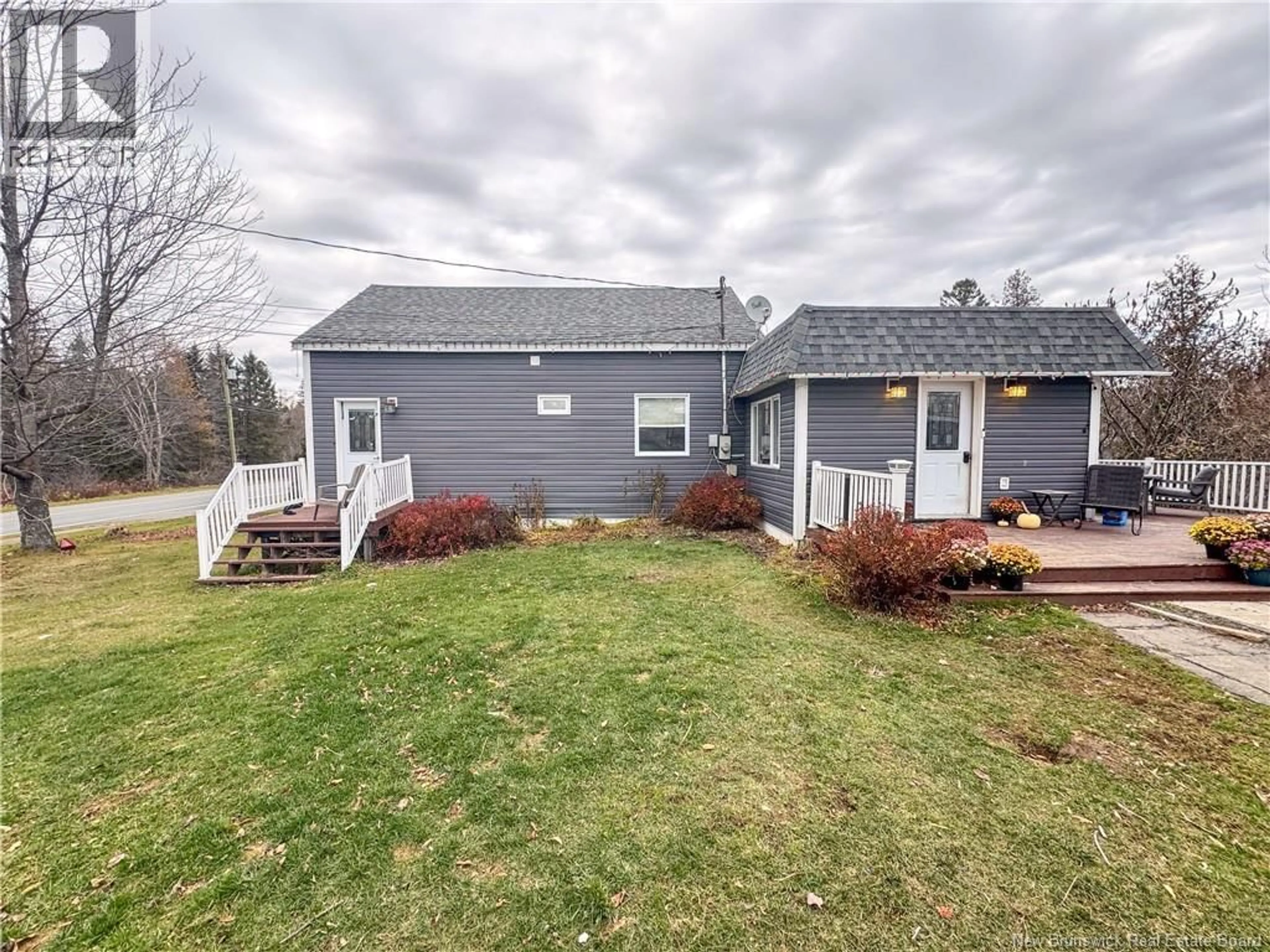 A pic from outside/outdoor area/front of a property/back of a property/a pic from drone, street for 222 MAIN STREET, Aroostook New Brunswick E7H2Z7