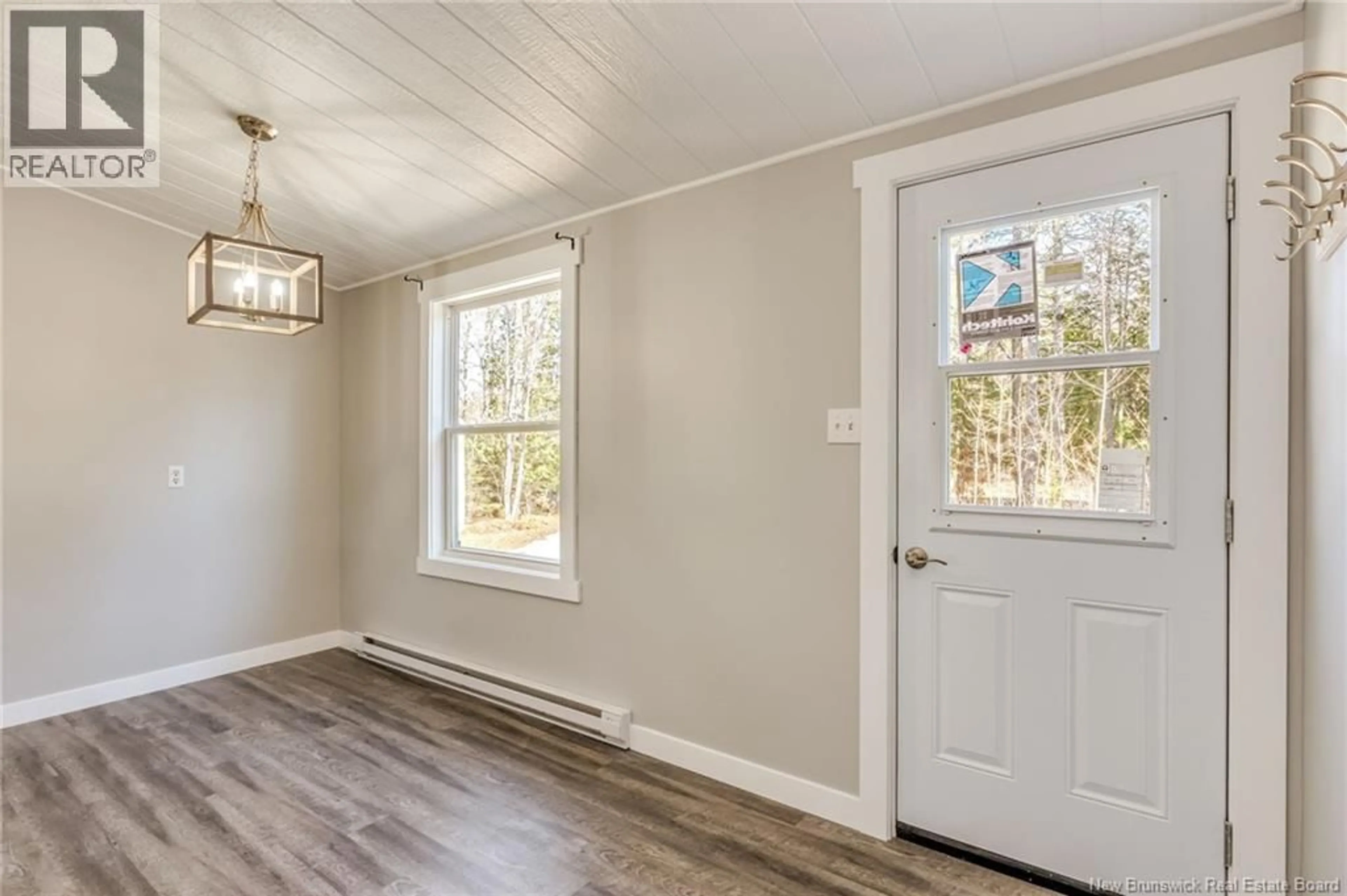 Indoor entryway for 87 RIVER ROAD, Passekeag New Brunswick E5N7N1