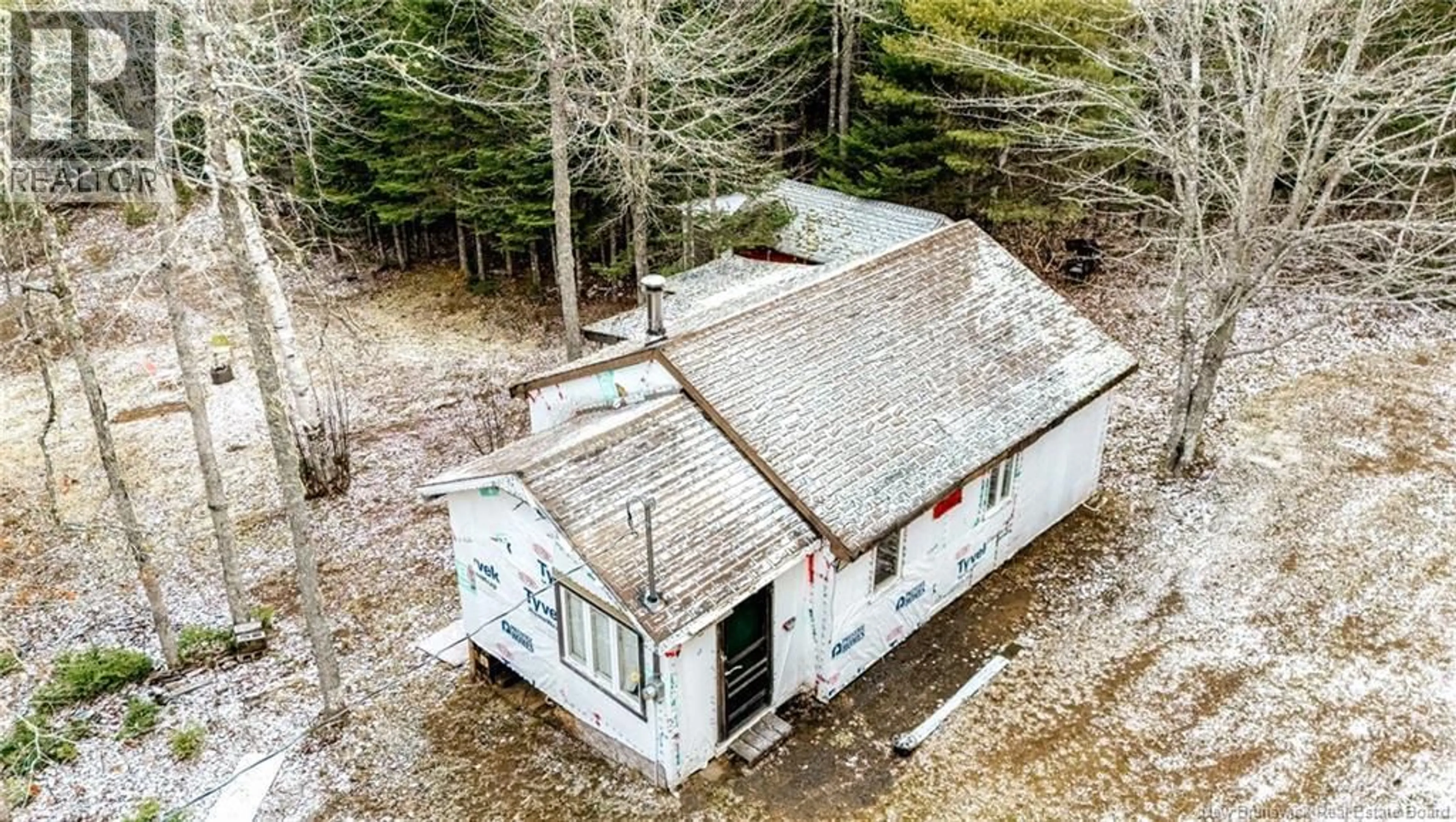A pic from outside/outdoor area/front of a property/back of a property/a pic from drone, building for 17 DEERWOOD DRIVE, Elgin New Brunswick E4Z1S3