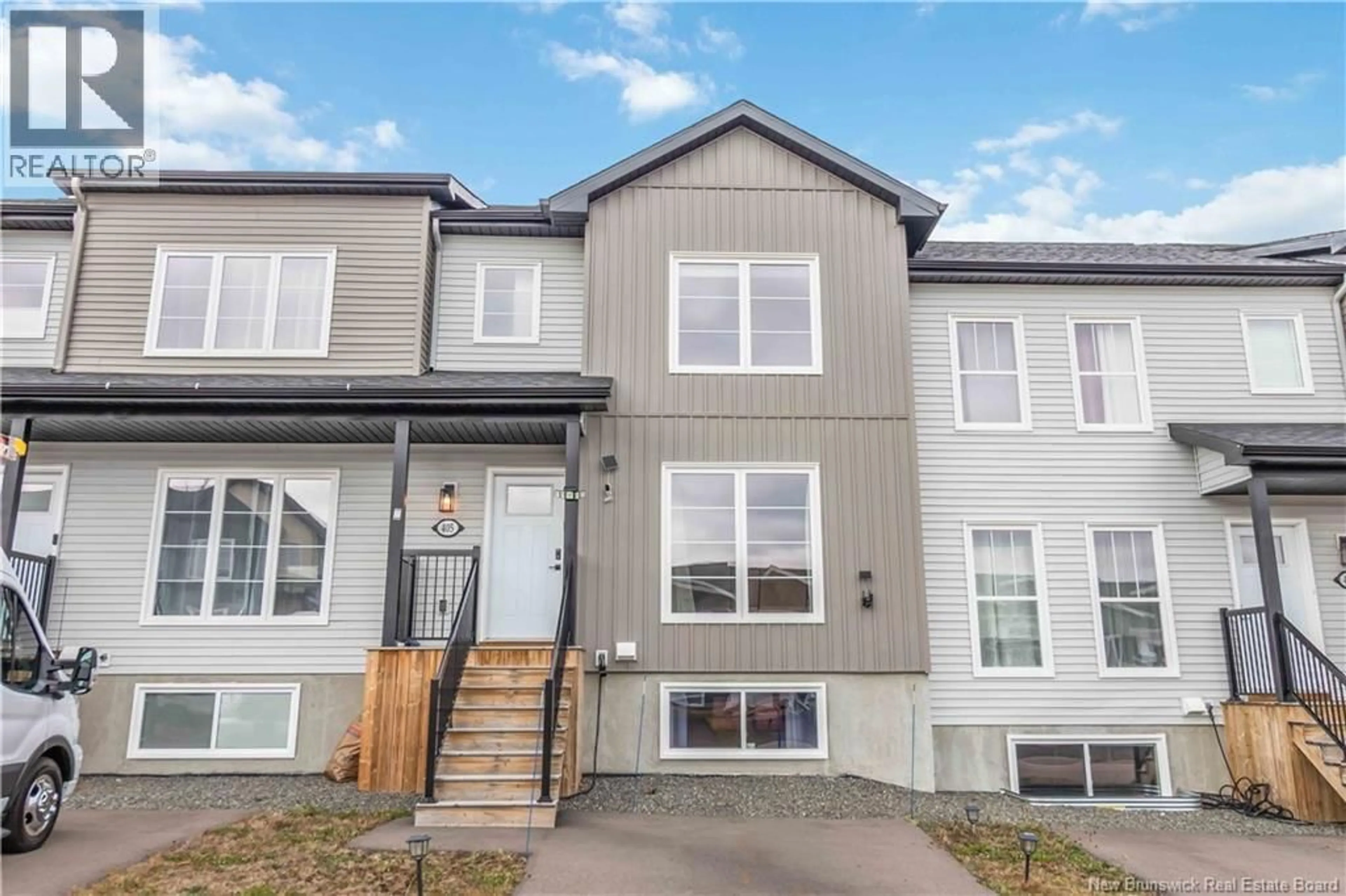 Home with vinyl exterior material, street for 405 DAMIEN STREET, Dieppe New Brunswick E1A5V6