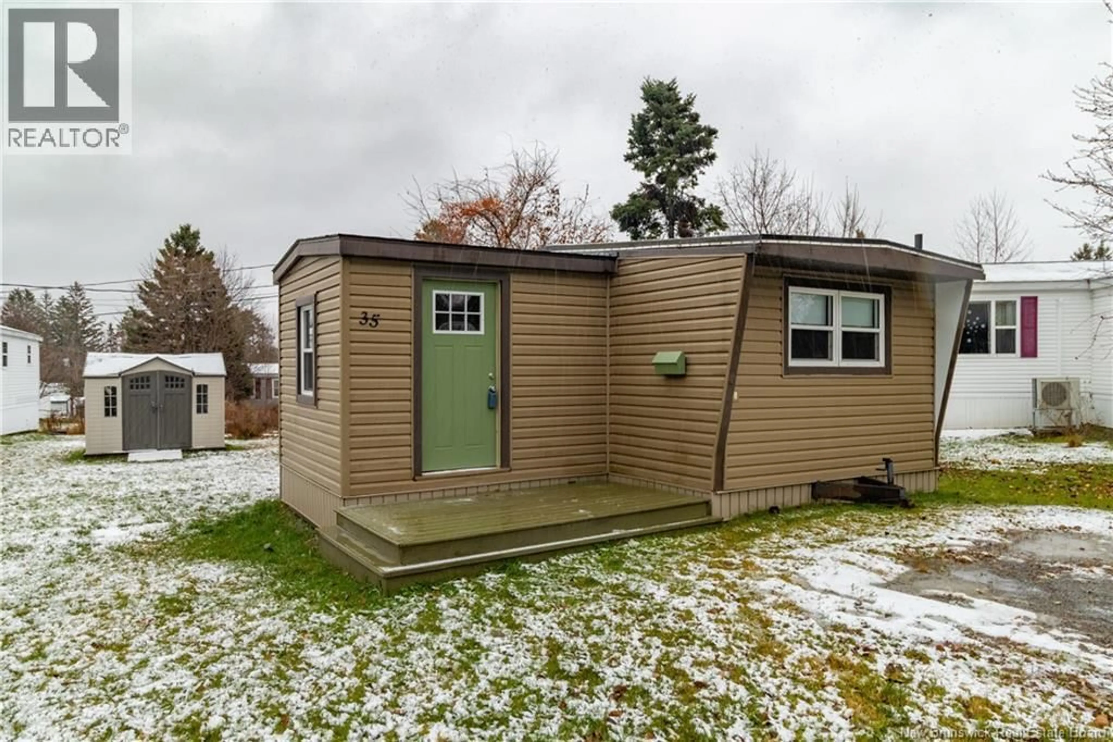 Shed for 35 KELLY'S DRIVE, Fredericton New Brunswick E3B7R1