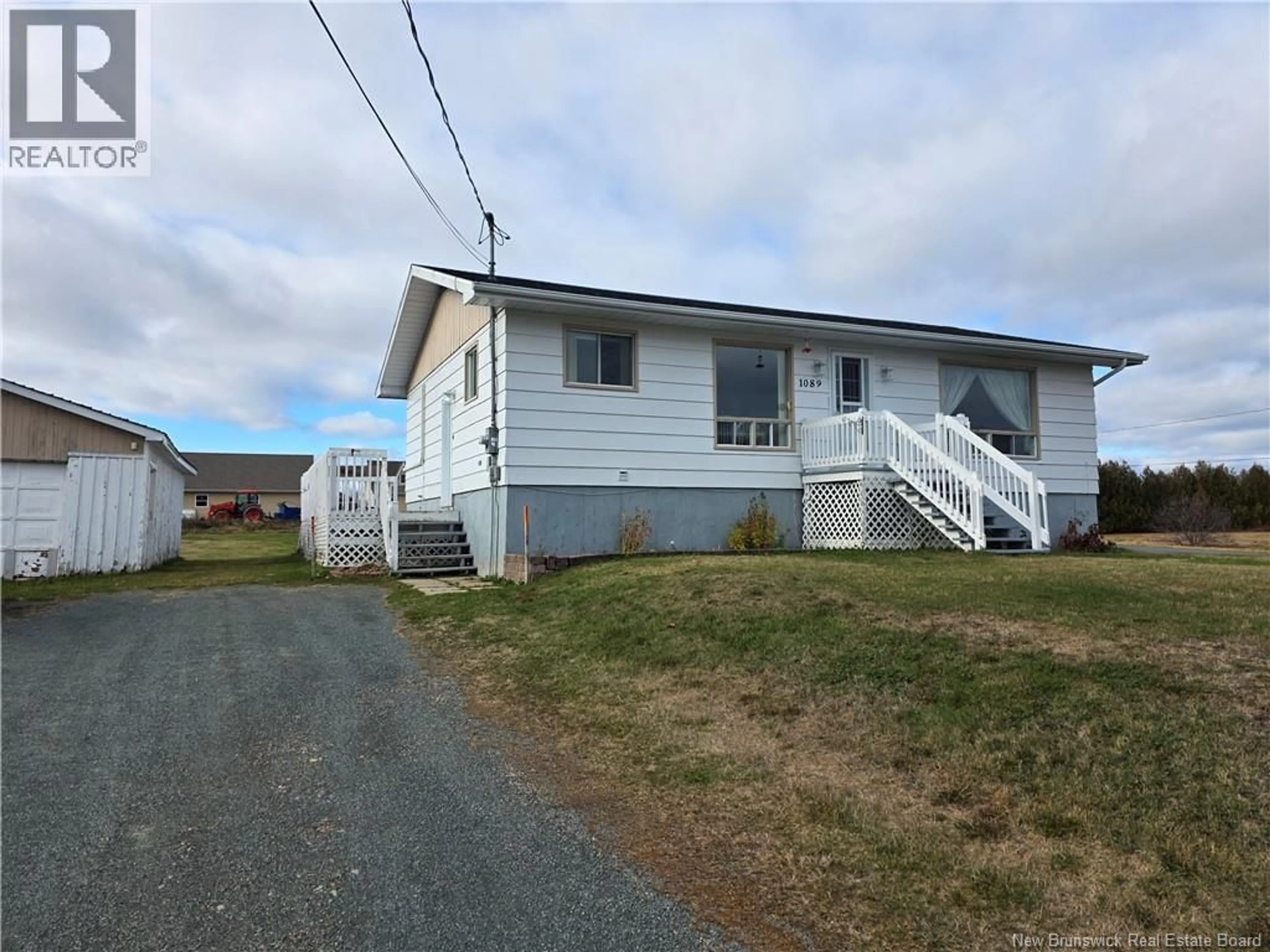 A pic from outside/outdoor area/front of a property/back of a property/a pic from drone, street for 1089 CH SAINTE-LOUISE CH, Sainte-Louise New Brunswick E8K2X8