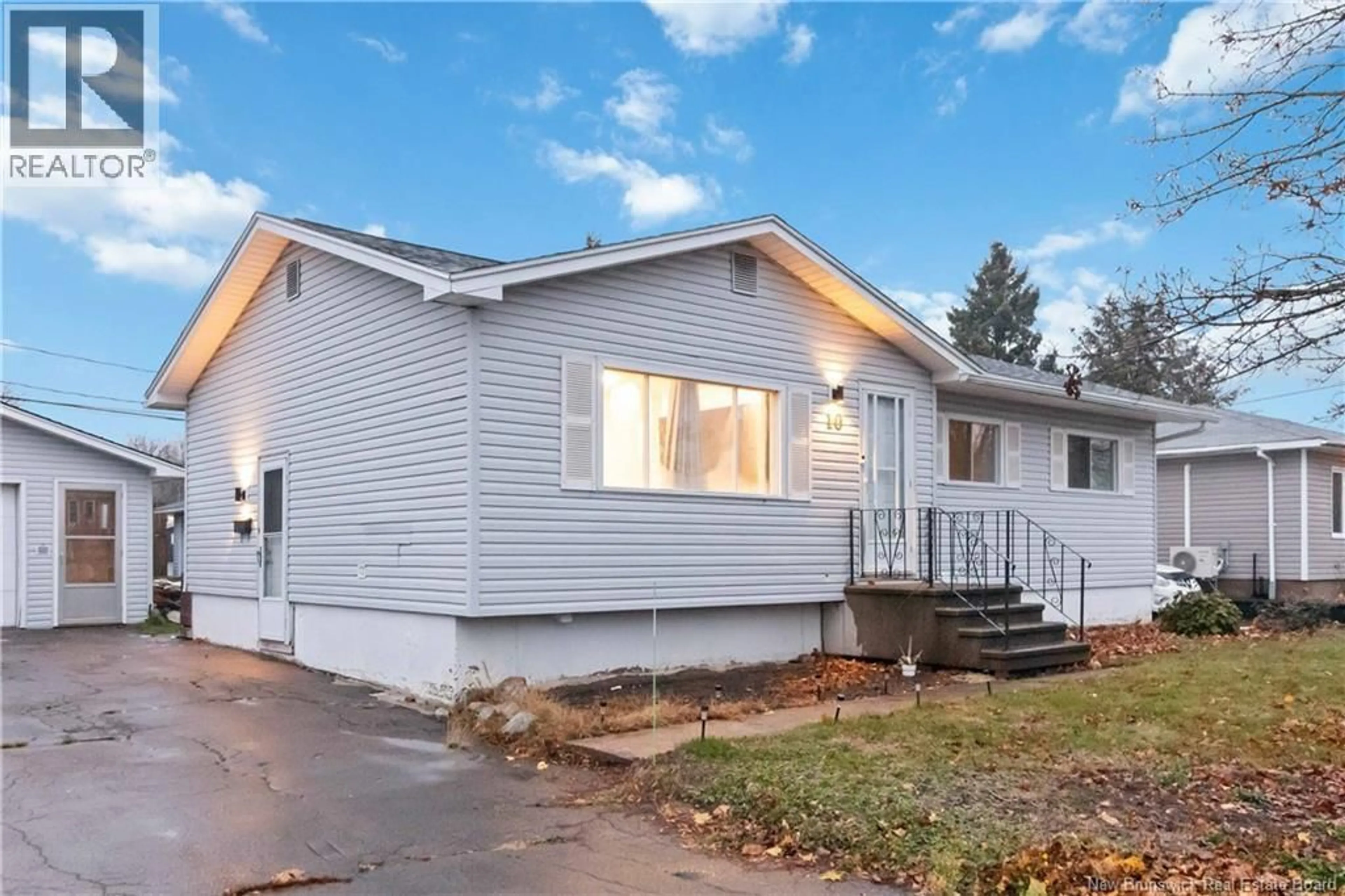 Home with vinyl exterior material, street for 10 FROST STREET, Riverview New Brunswick E1B4C9