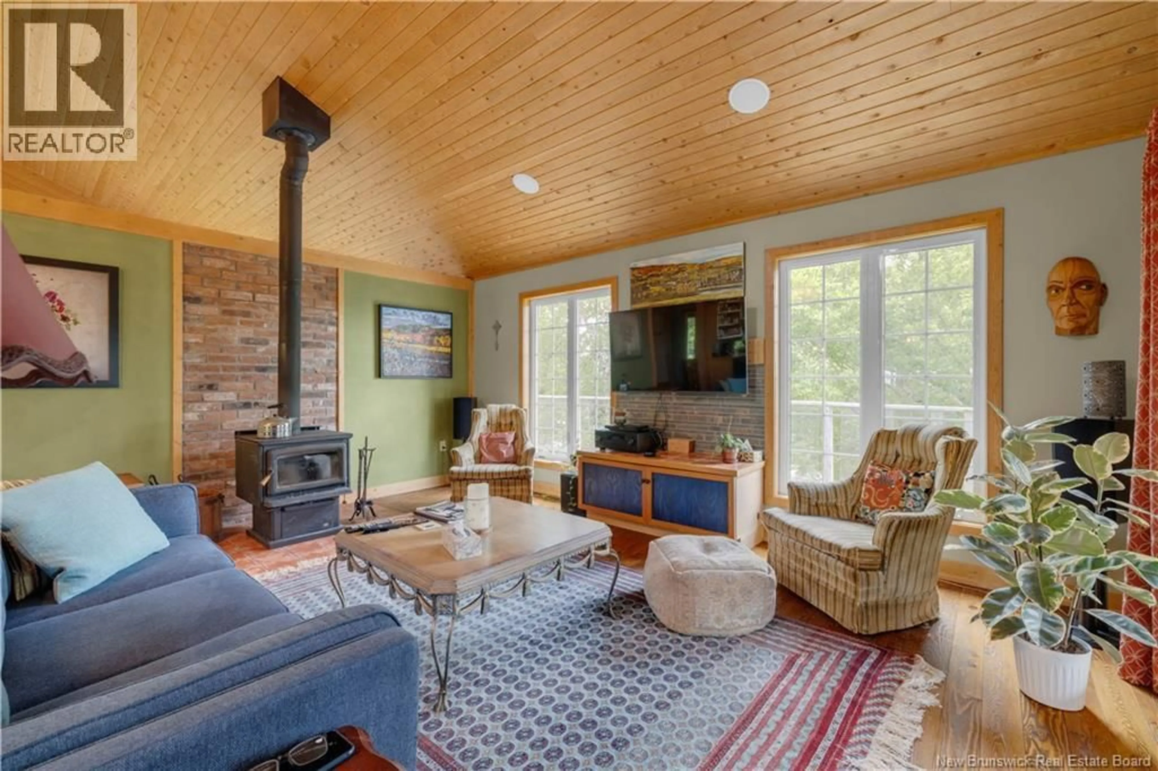 Living room with furniture, unknown for 25 BELL HILL ROAD, Long Point New Brunswick E5N7W5