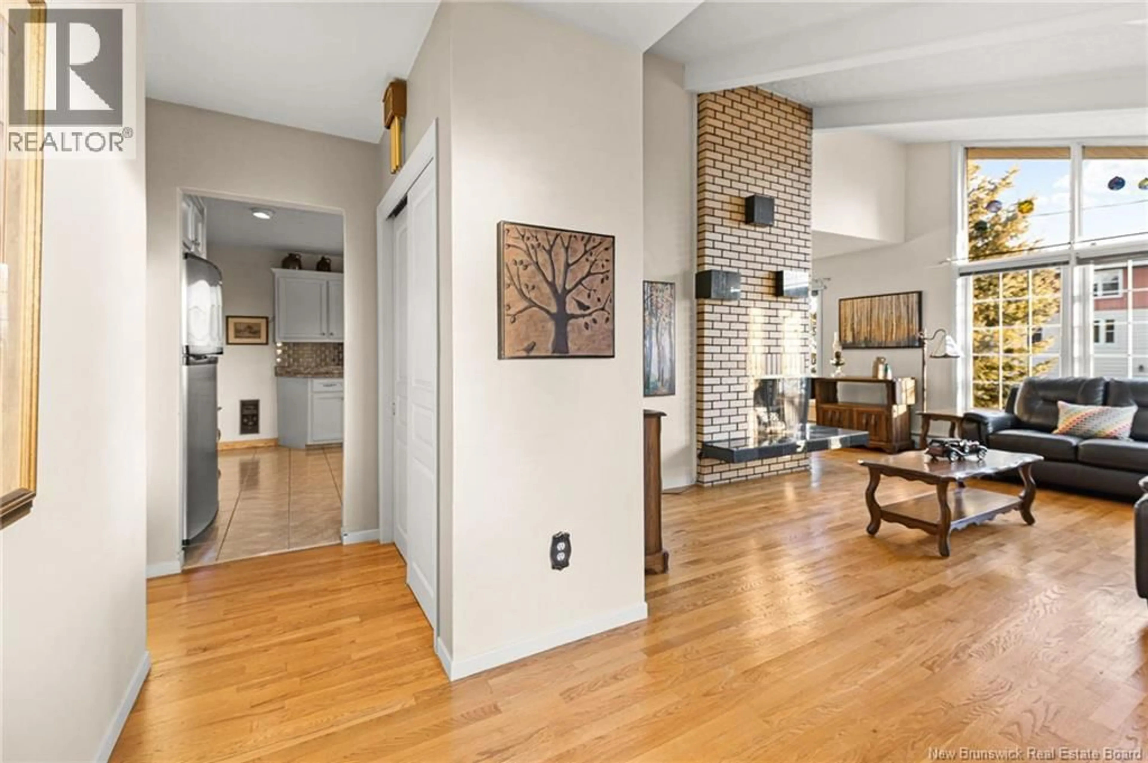 Indoor entryway for 641-643 EVANGELINE STREET, Dieppe New Brunswick E1A1Z9