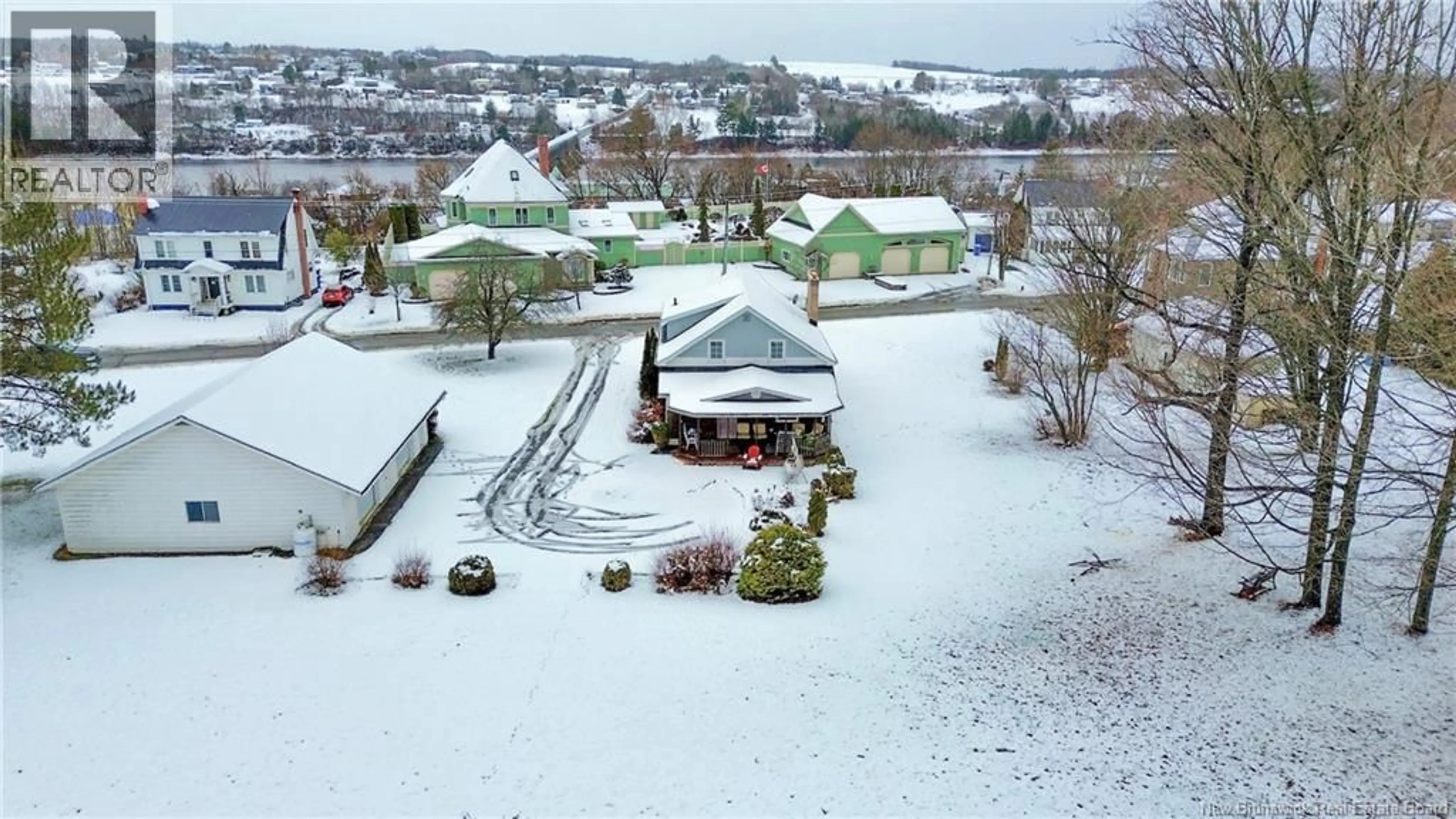 A pic from outside/outdoor area/front of a property/back of a property/a pic from drone, unknown for 58 HIGH STREET, Hartland New Brunswick E7P2L2