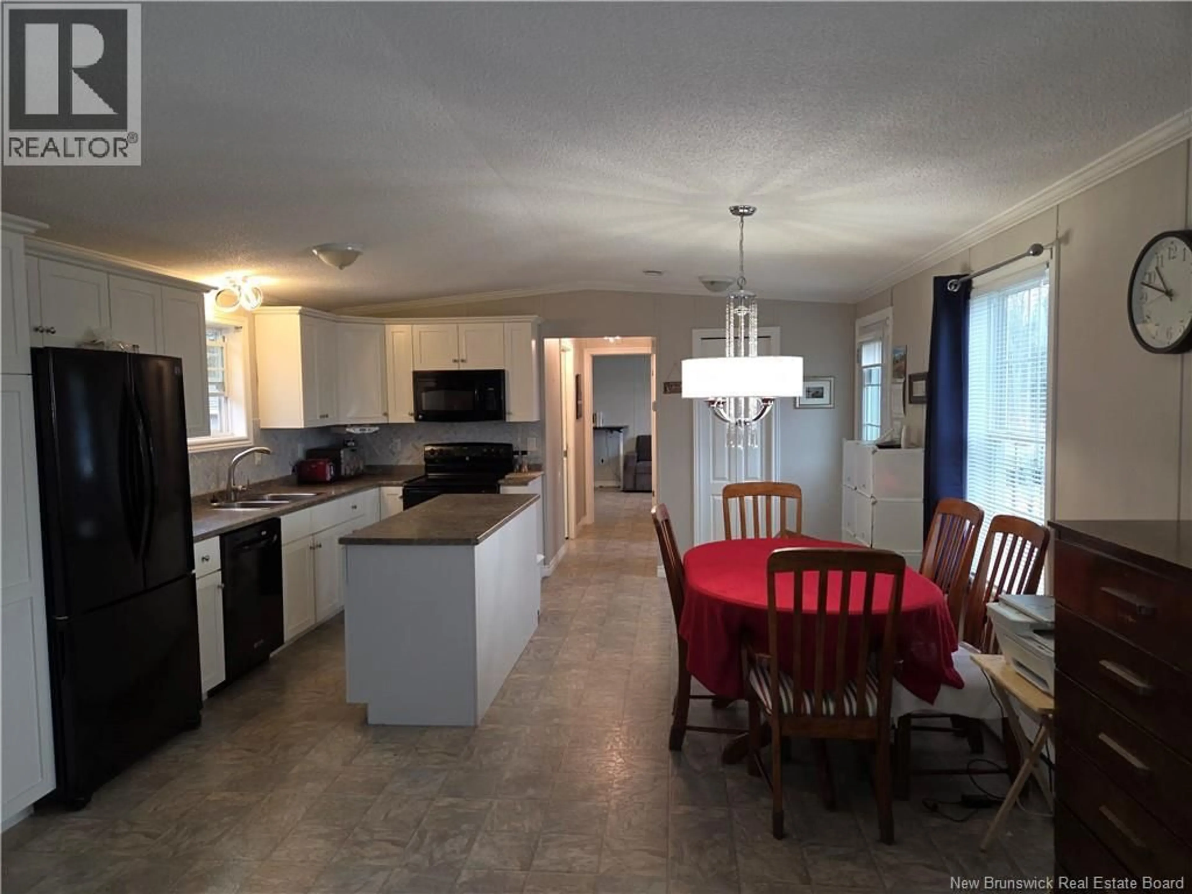 Open concept kitchen, ceramic/tile floor for 201 BONAVENTURE, Shediac New Brunswick E4P0G9