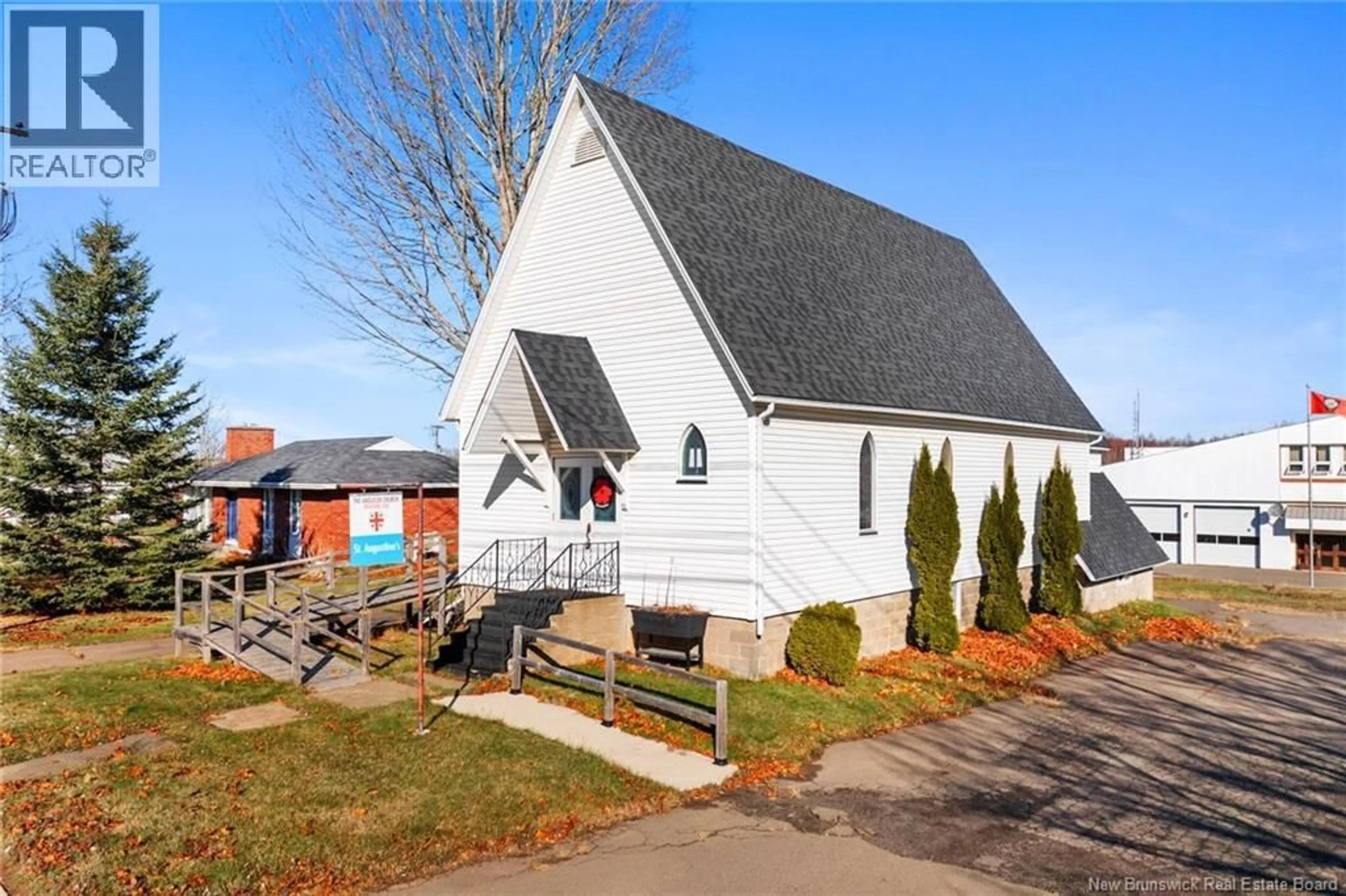 Home with vinyl exterior material, street for 69 KING STREET, Grand Lake New Brunswick E4A2J1