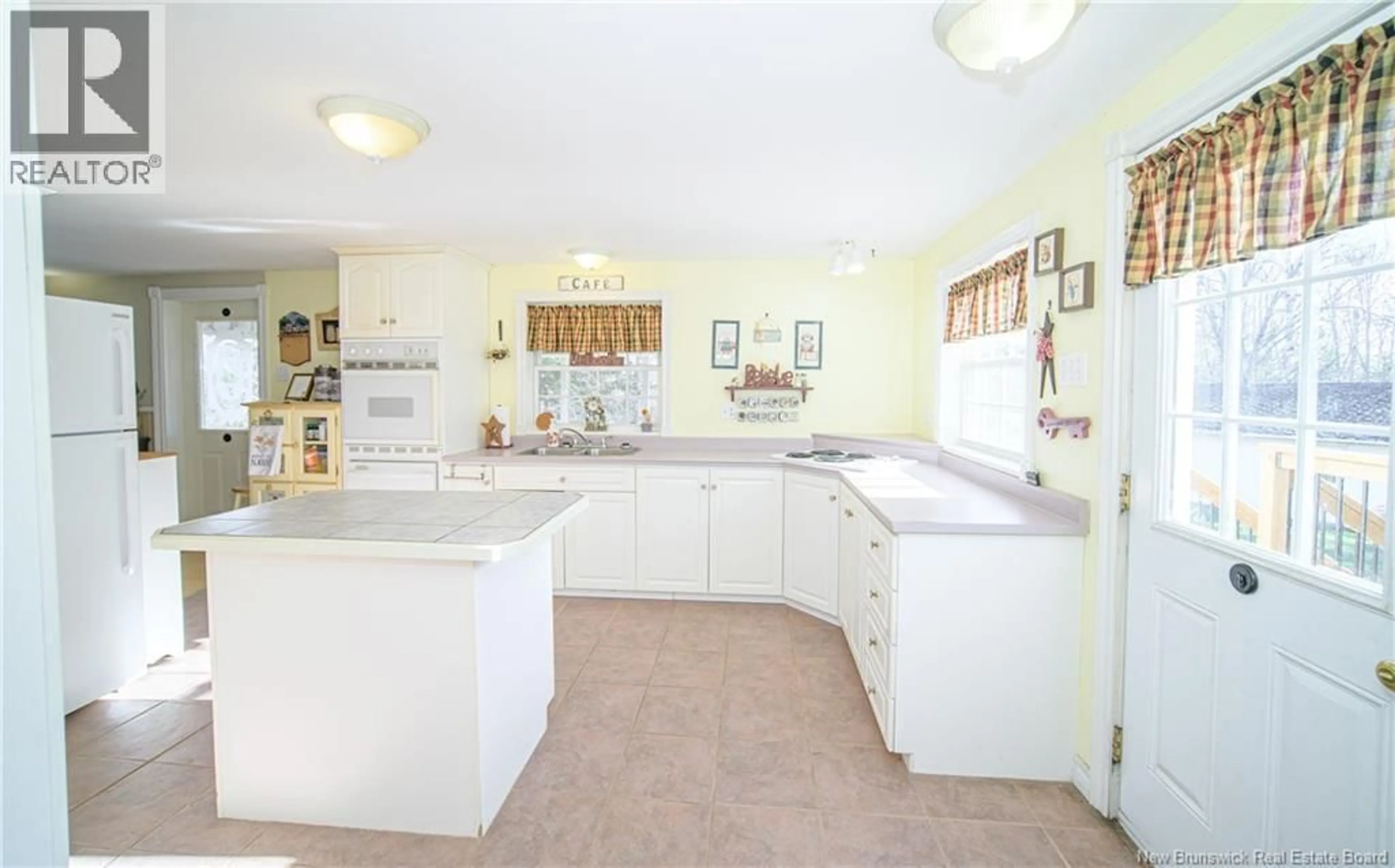 Standard kitchen, ceramic/tile floor for 23 MOORE ROAD, Rusagonis New Brunswick E3B7Z5
