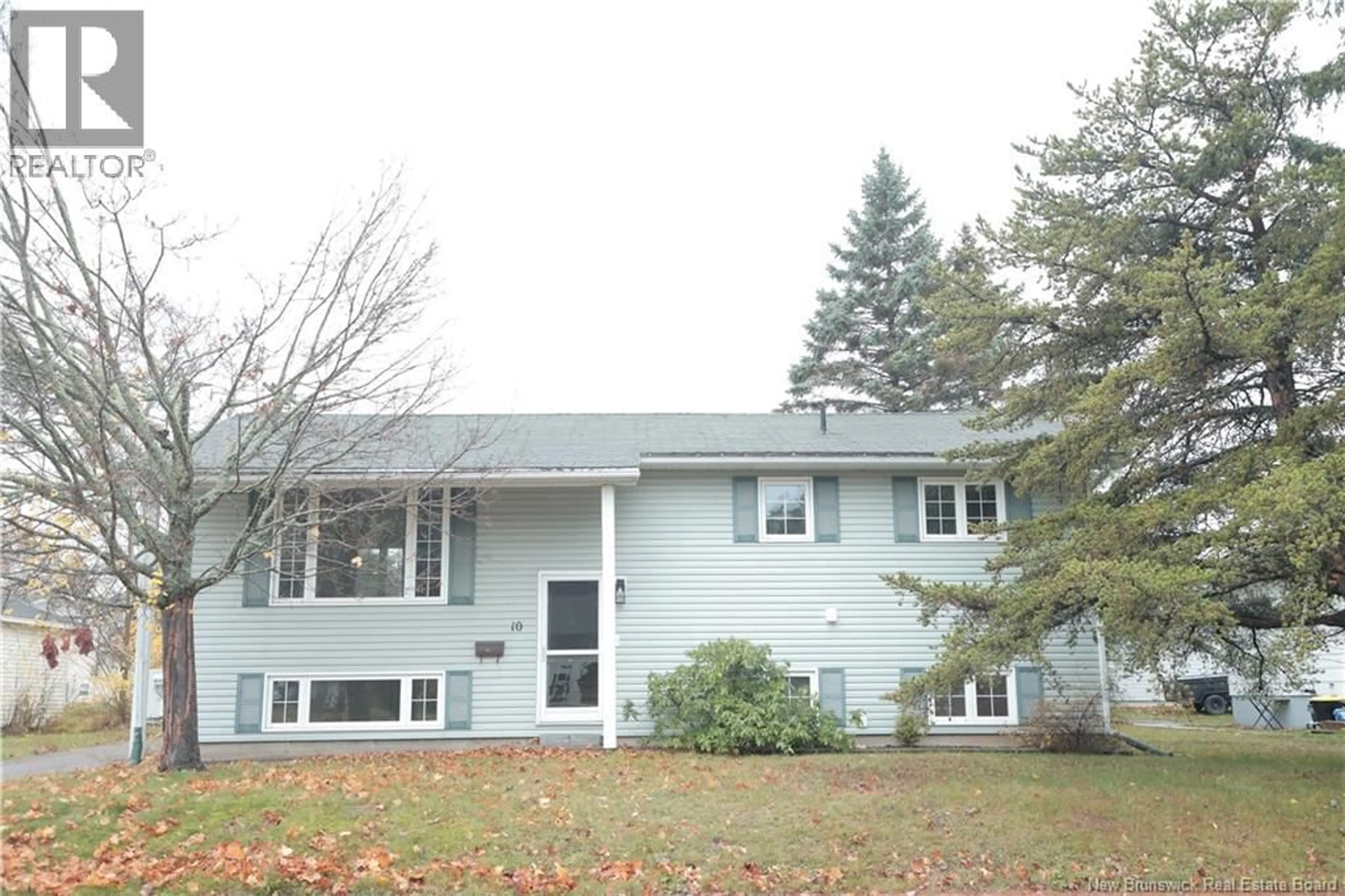 Home with vinyl exterior material, street for 10 MORNINGSIDE DRIVE, Moncton New Brunswick E1G1N8