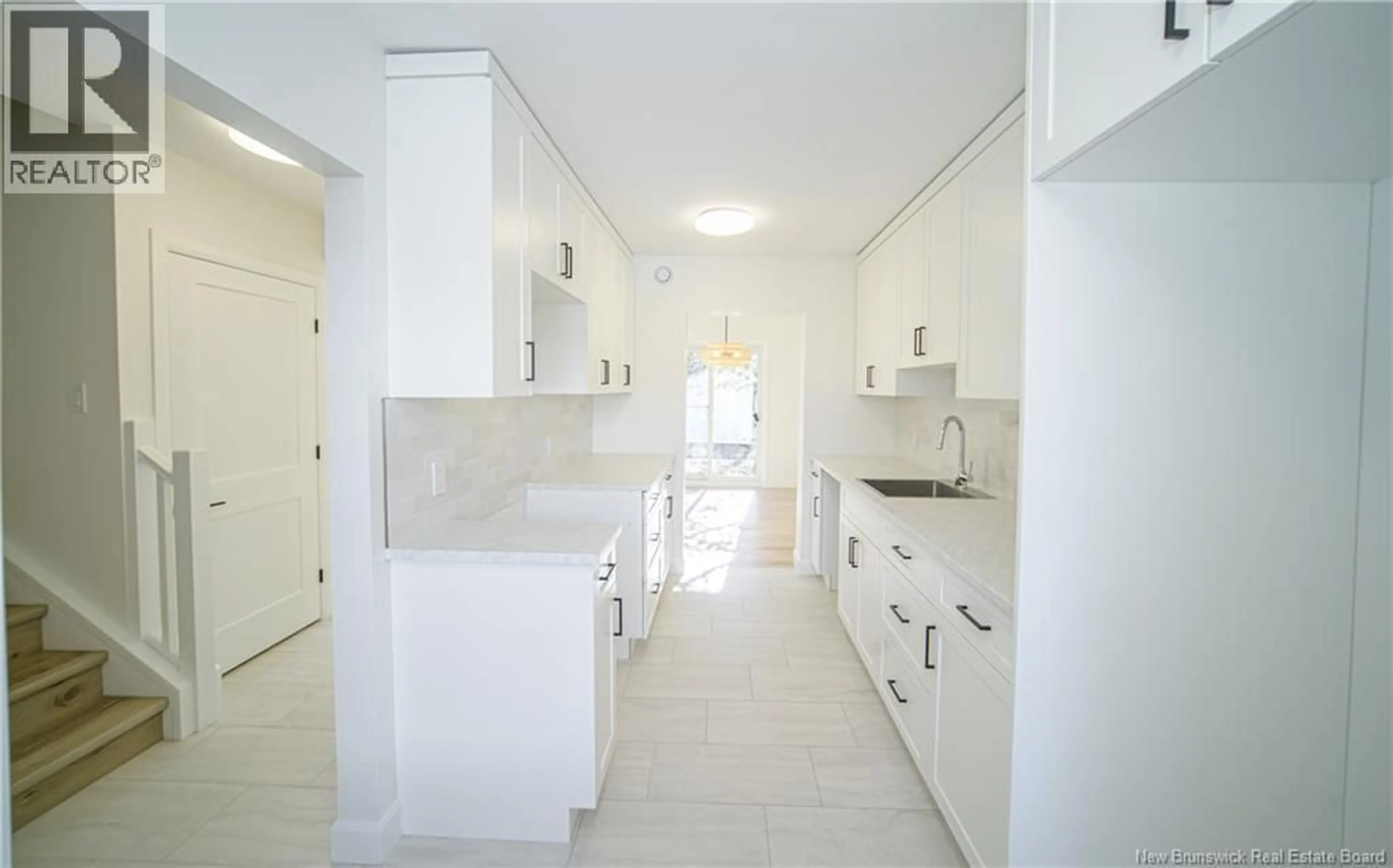 Unknown for 5 DEER PARK, Oromocto New Brunswick E2V1J2