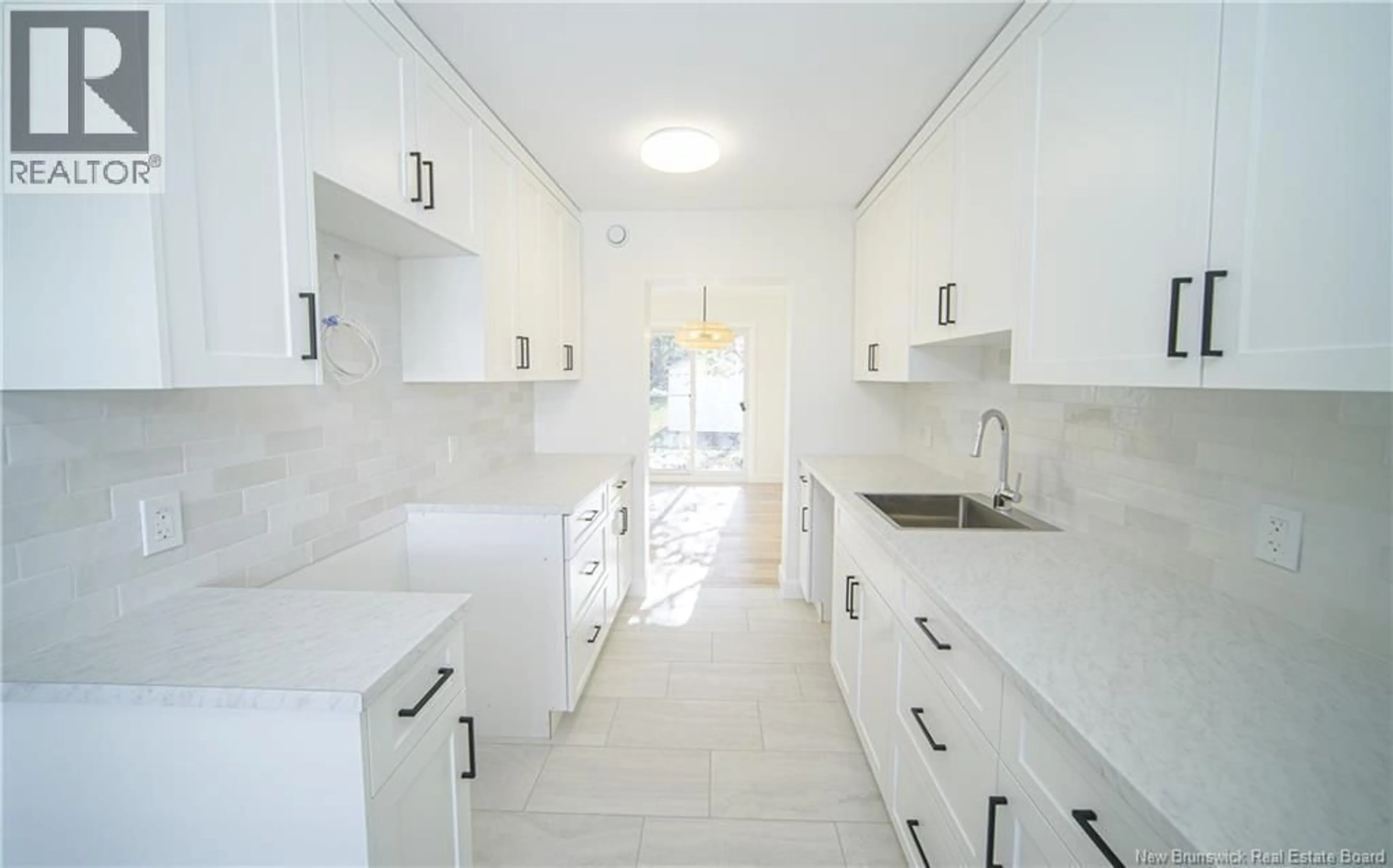 Unknown for 5 DEER PARK, Oromocto New Brunswick E2V1J2