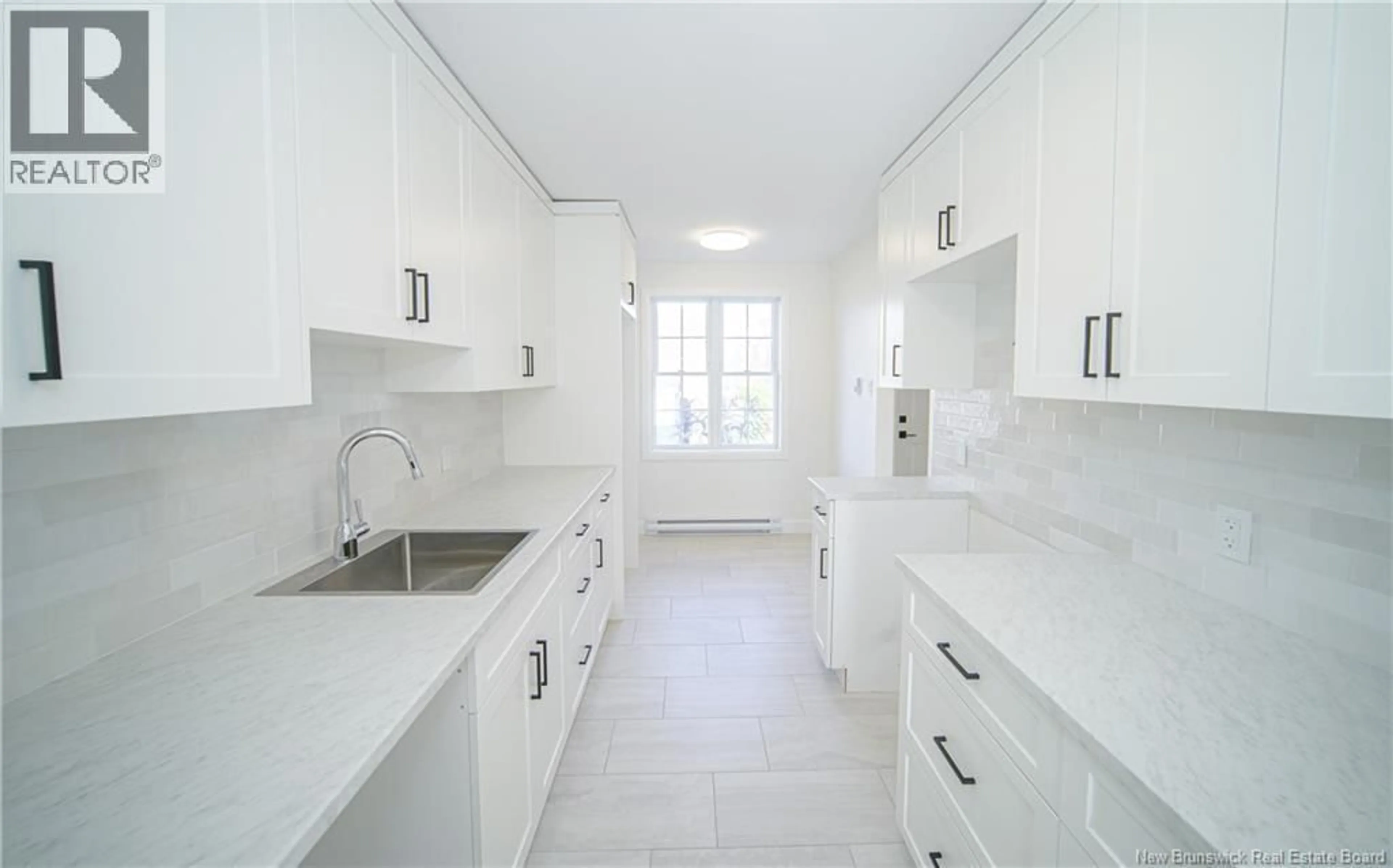 Unknown for 5 DEER PARK, Oromocto New Brunswick E2V1J2