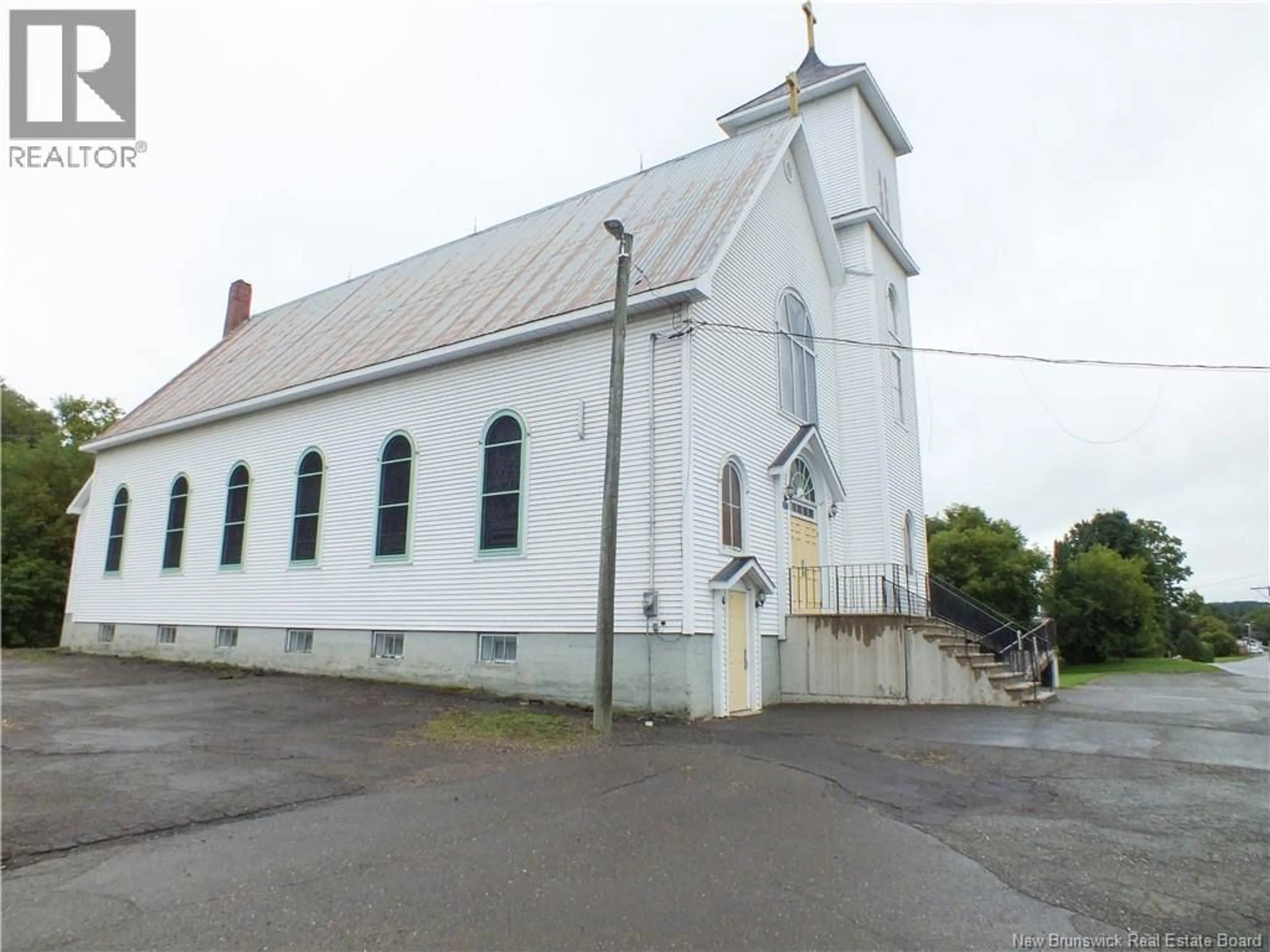 Blurry image for 152 CHURCH STREET, Bath New Brunswick E7J1A4