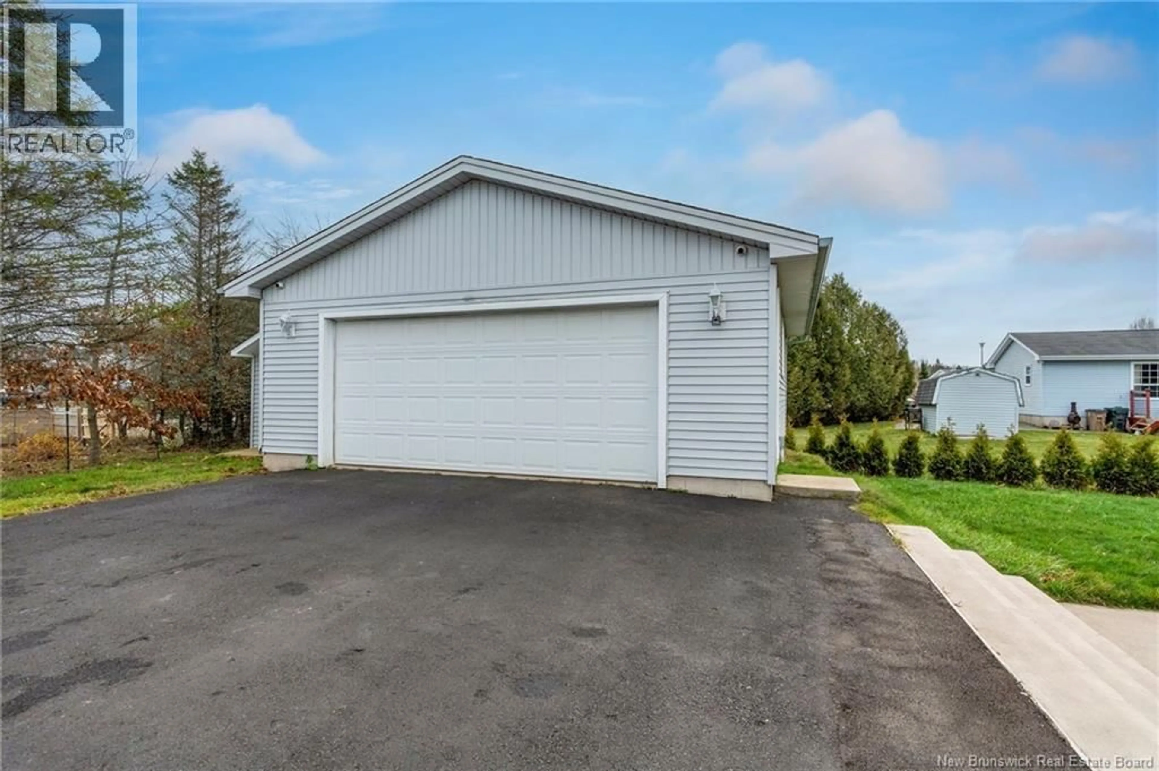 Indoor garage for 66 SUNNYBROOK TERRACE, Saint John New Brunswick E2J4L6