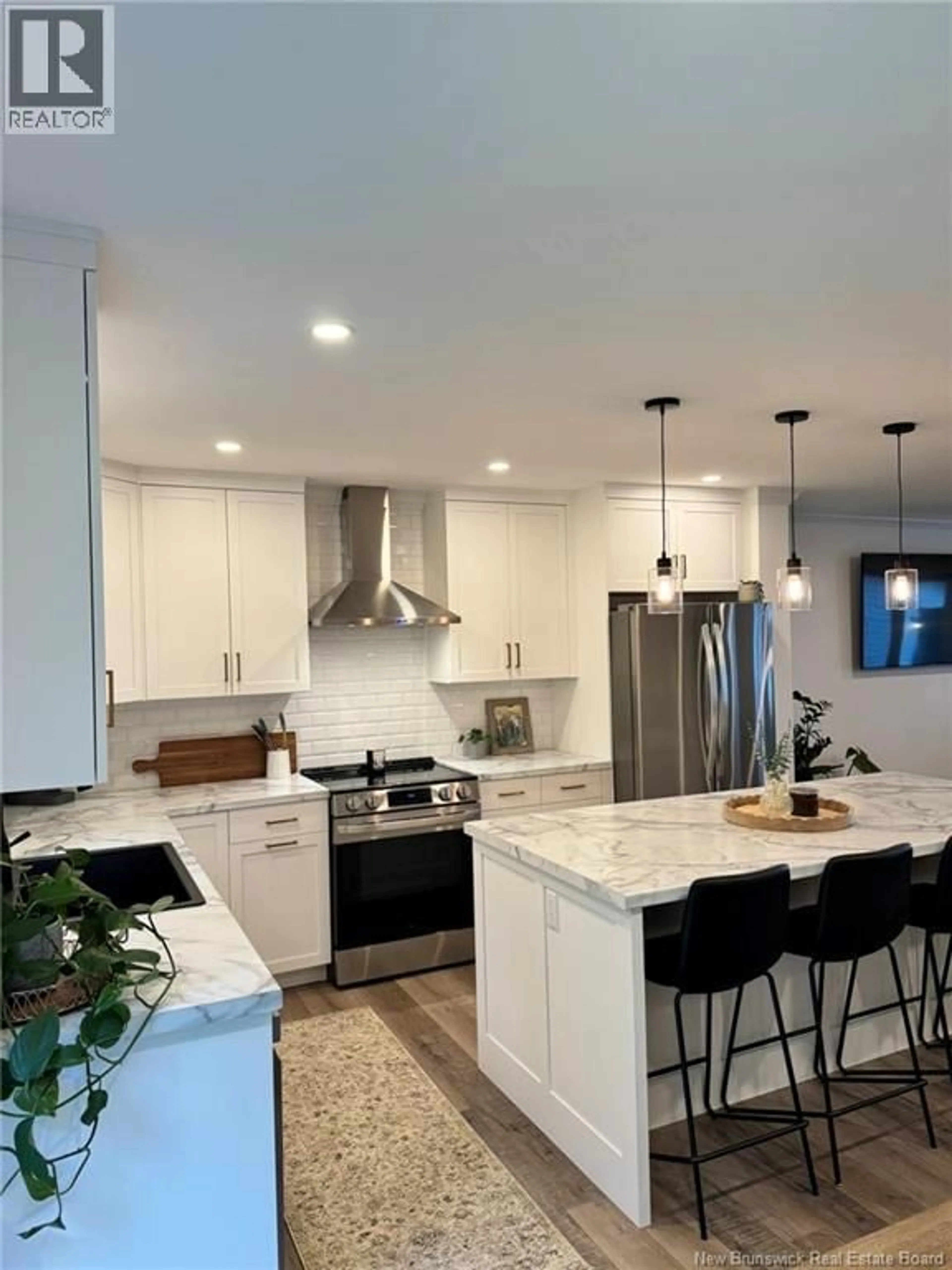 Open concept kitchen, unknown for 208 CROCKS POINT STREET, Keswick Ridge New Brunswick E6L1T5