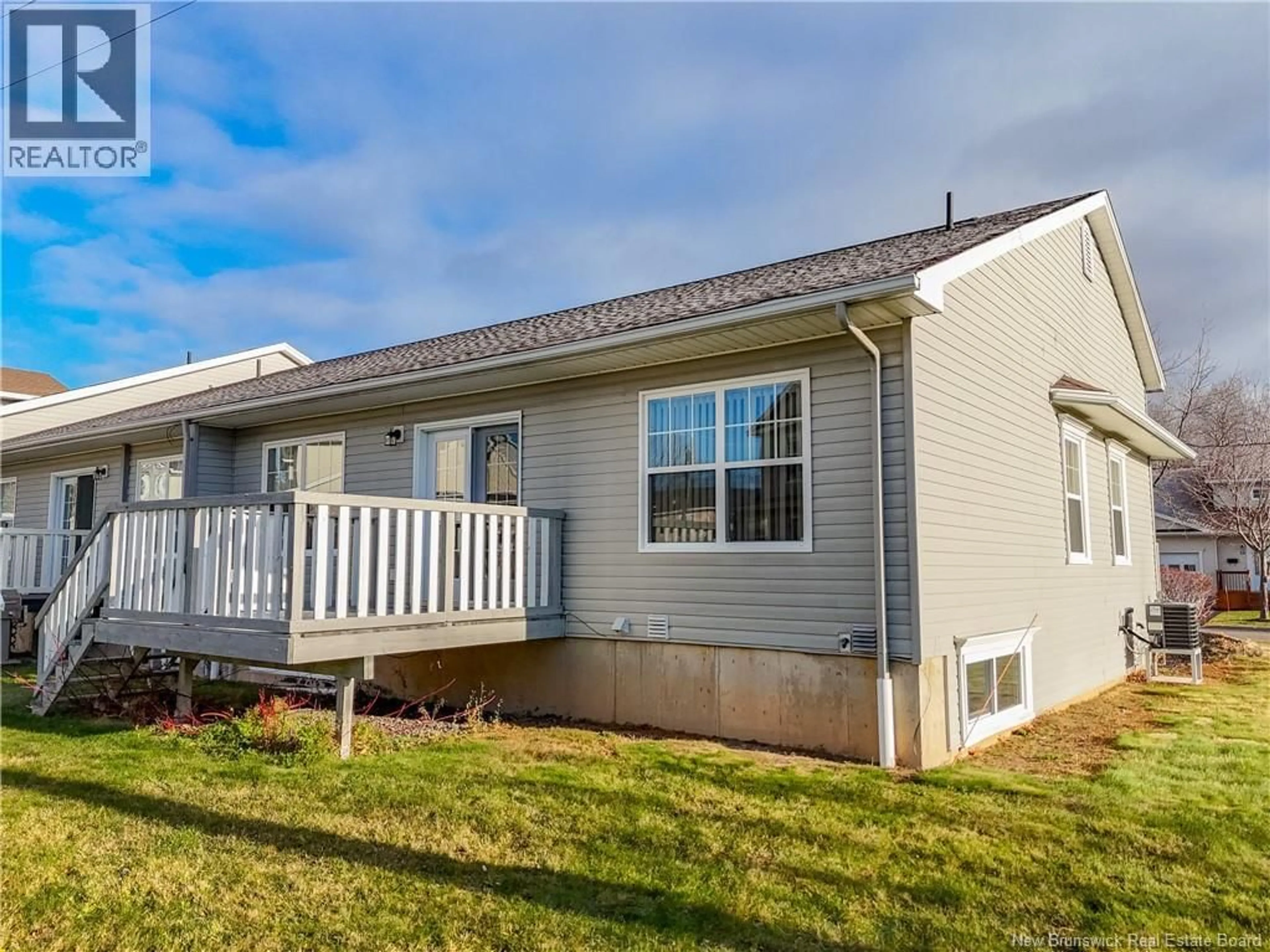 Home with vinyl exterior material, unknown for 45 HARLEY AVENUE, Nashwaaksis New Brunswick E3G0J7