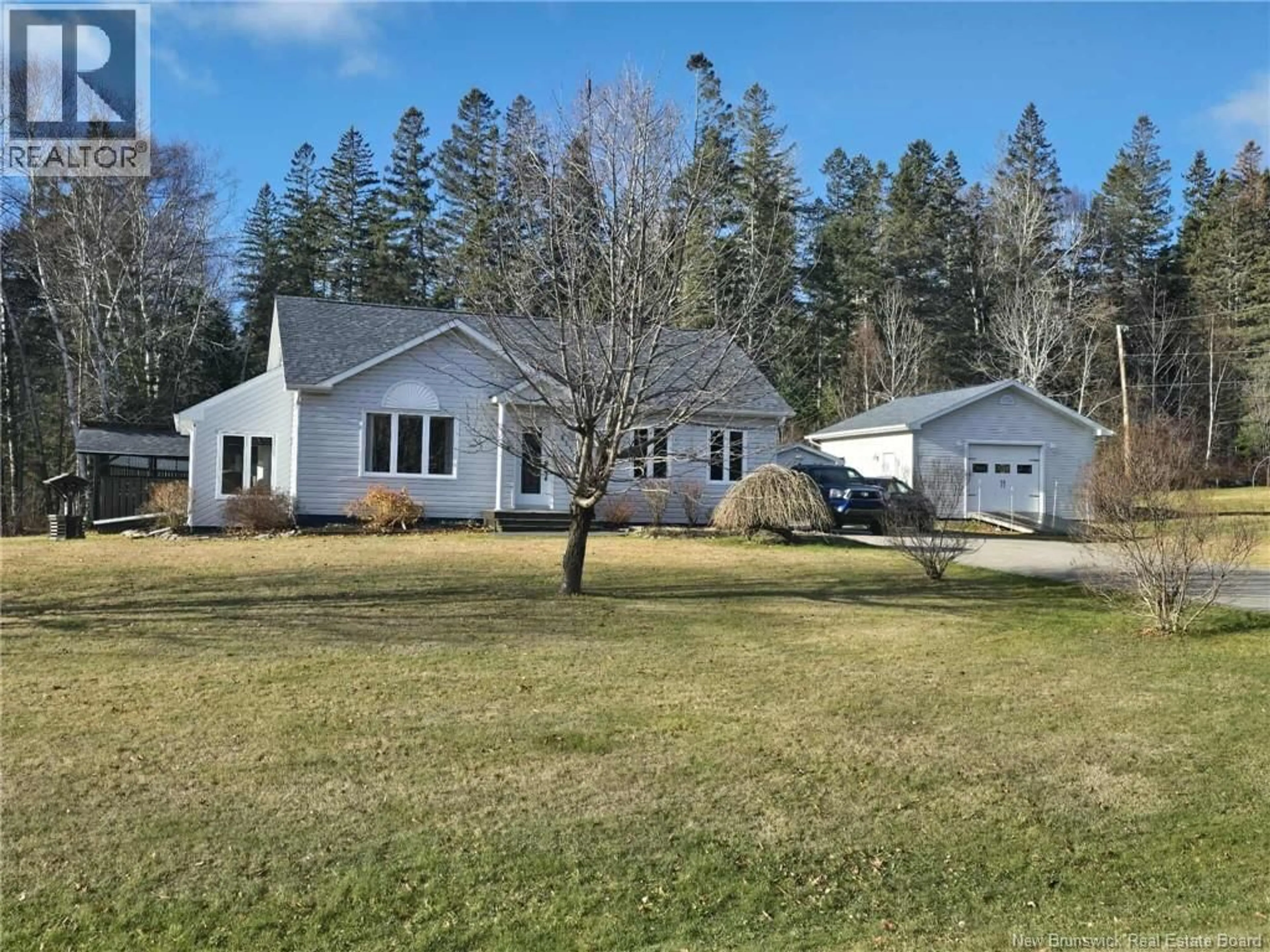 A pic from outside/outdoor area/front of a property/back of a property/a pic from drone, street for 495 DALE, North Tetagouche New Brunswick E2A2Y9