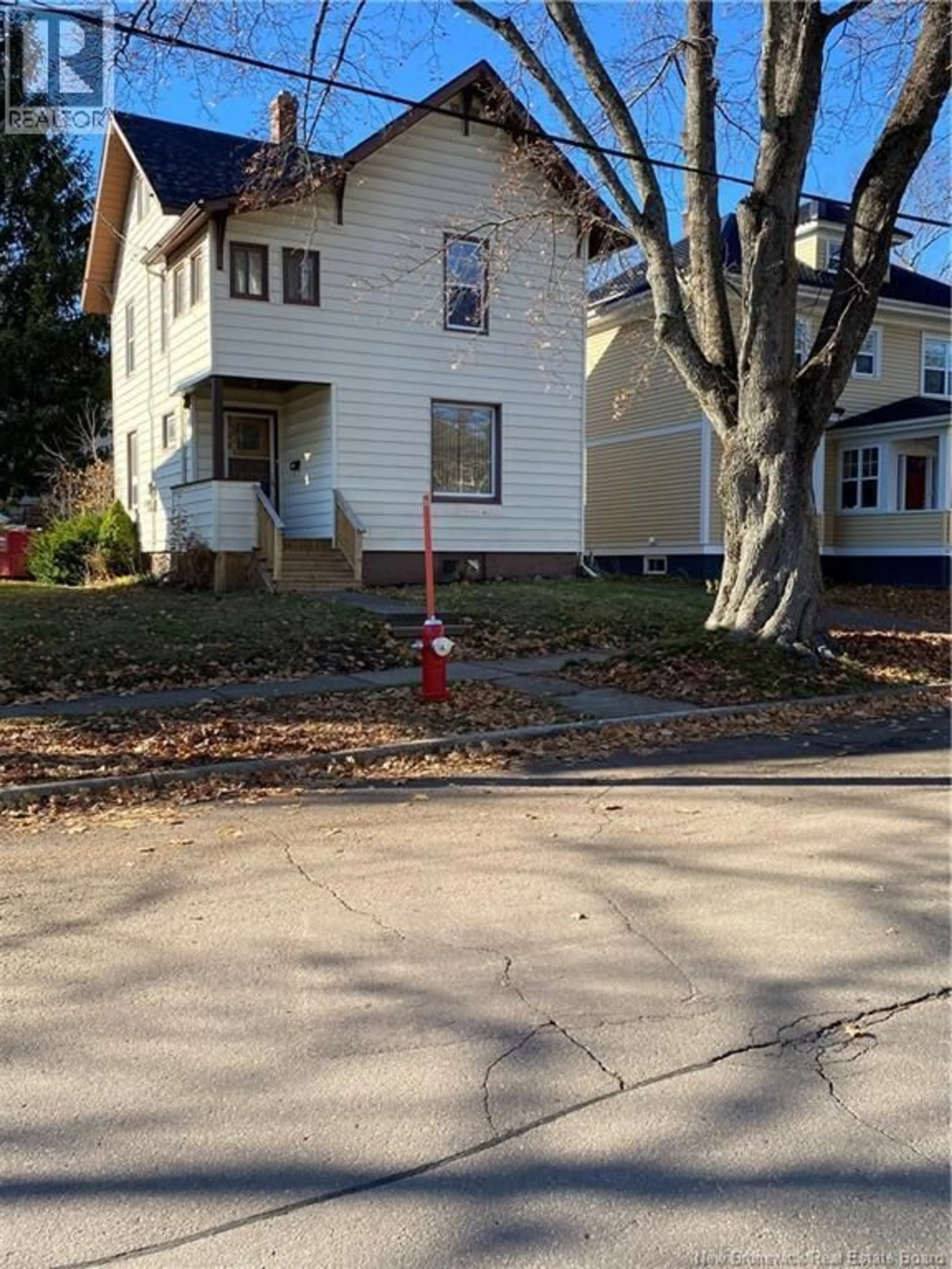 Unknown for 28 PORTLEDGE, Moncton New Brunswick E1C5S4