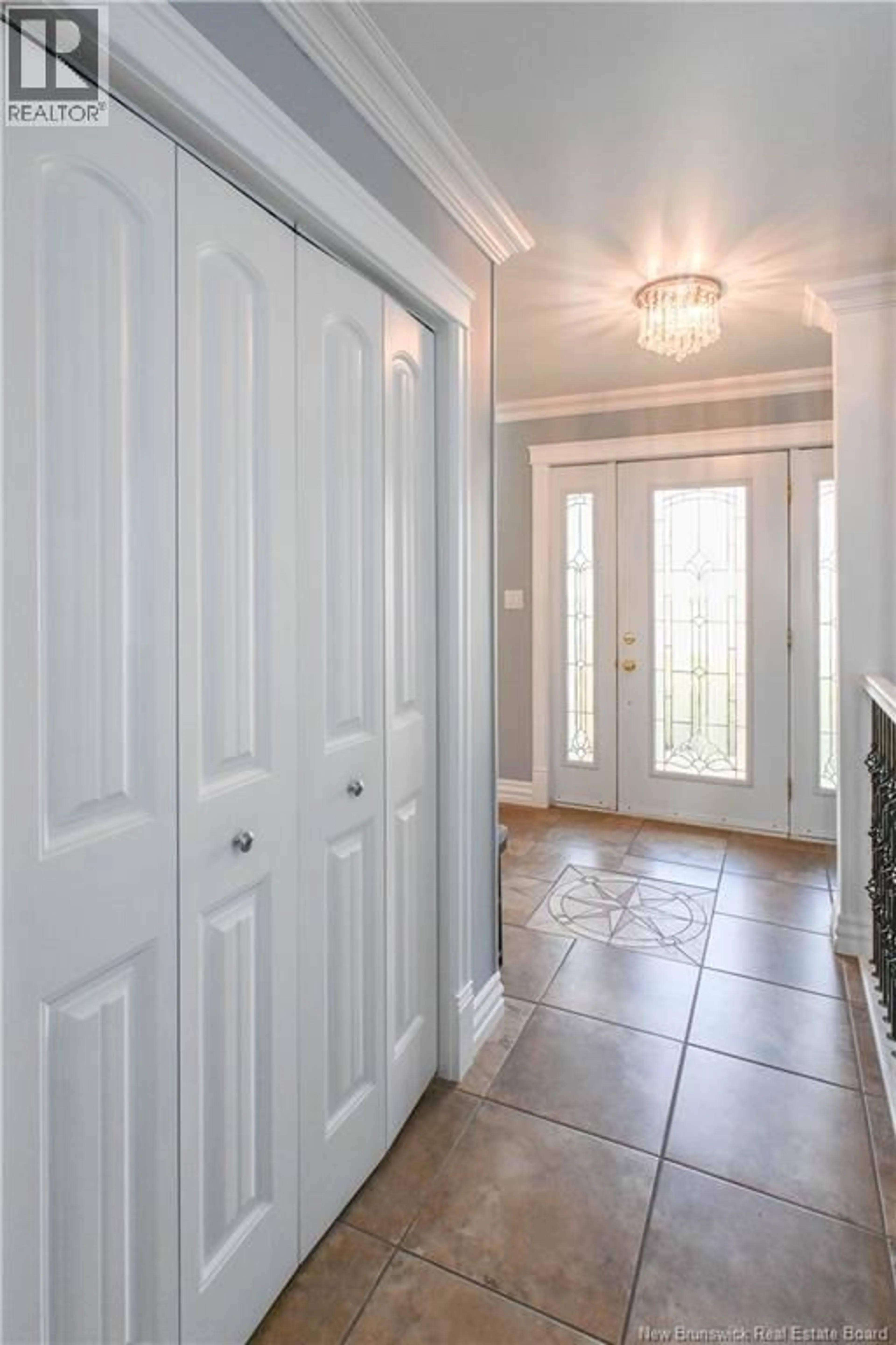 Indoor entryway for 1350 RUE DES FONDATEURS STREET, Paquetville New Brunswick E8R1A4