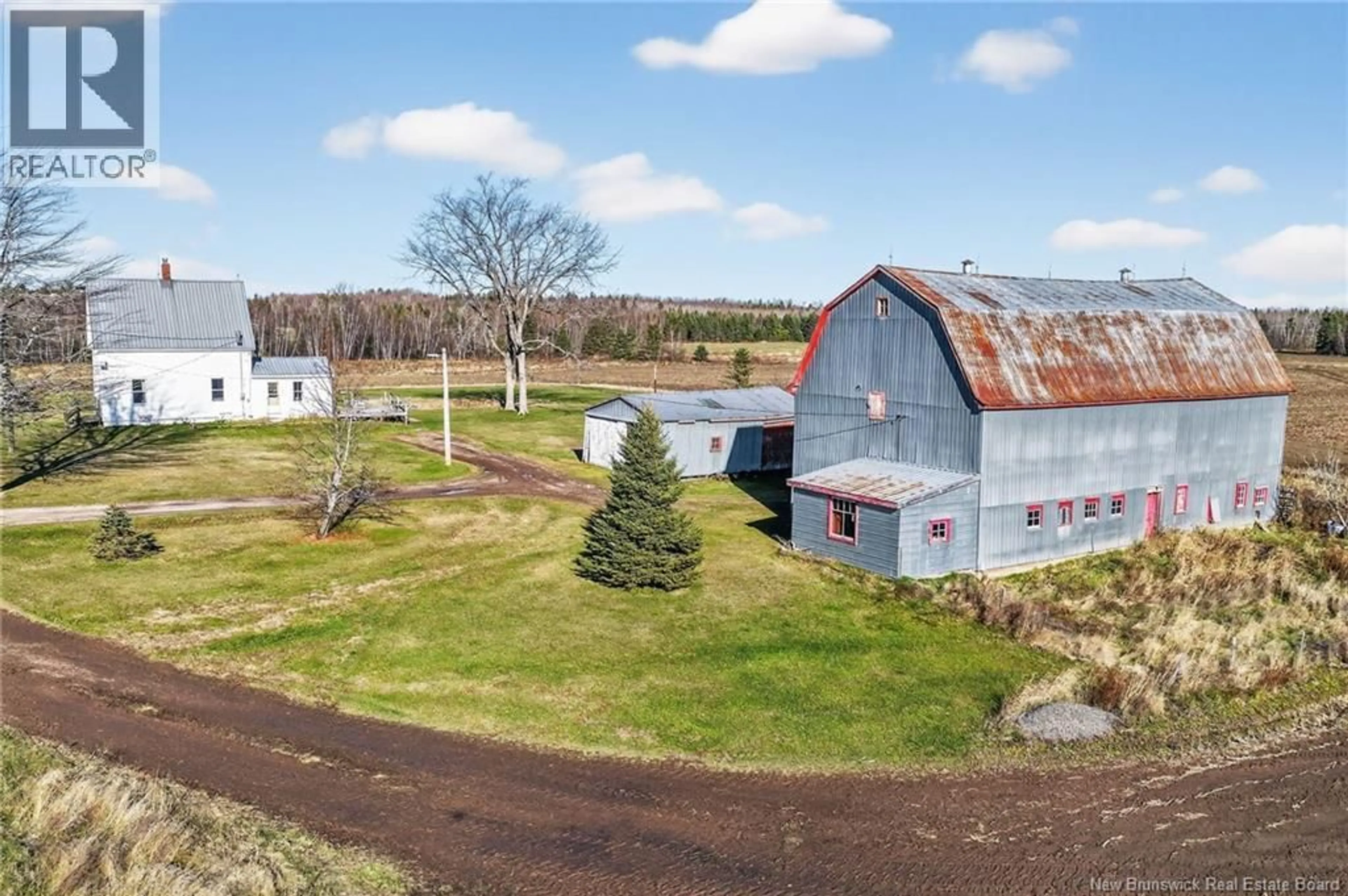 A pic from outside/outdoor area/front of a property/back of a property/a pic from drone, building for 341 RIVER GLADE ROAD, Wheaton Settlement New Brunswick E4Z6K7