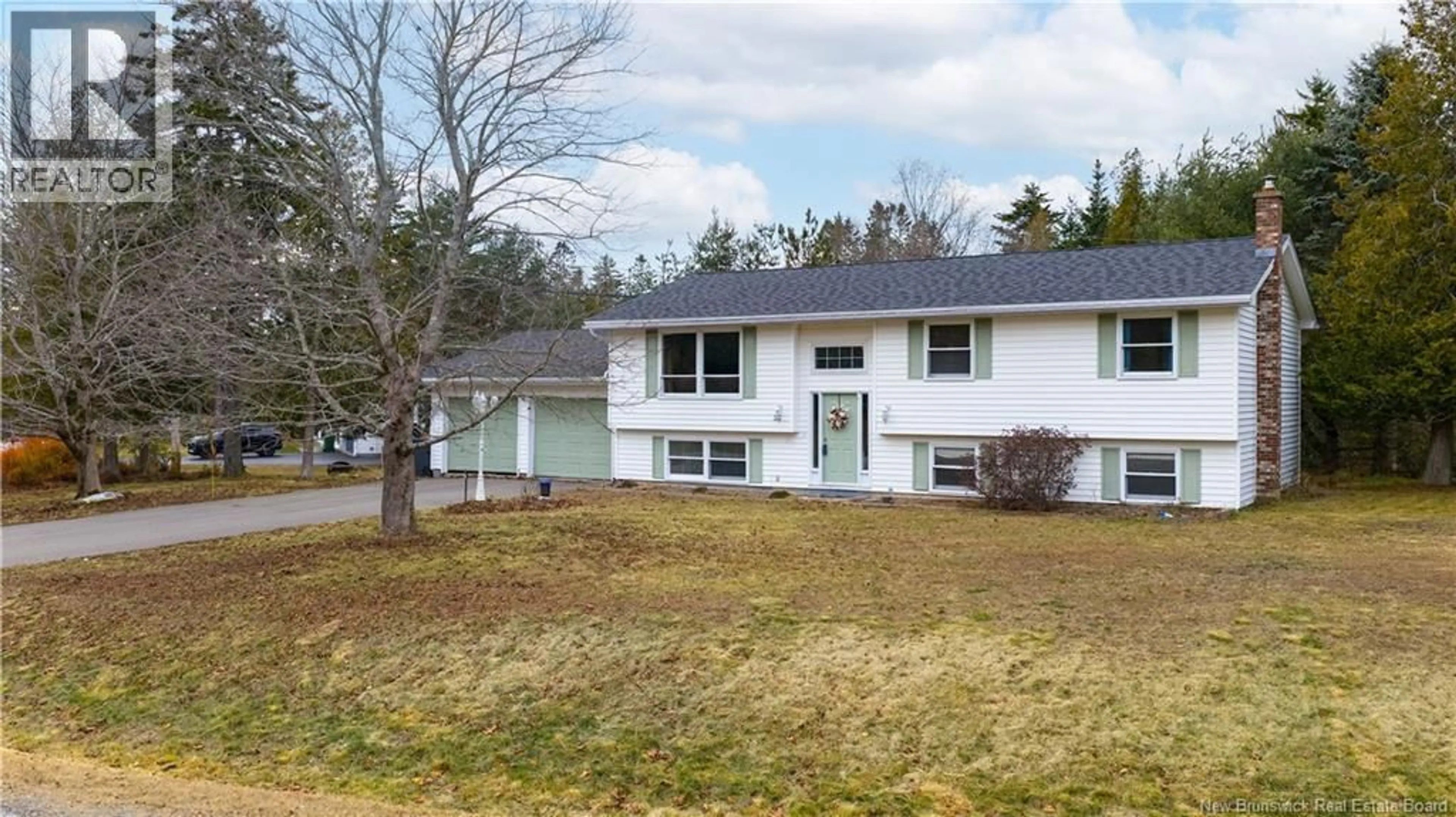 Home with vinyl exterior material, street for 35 PEAT DRIVE, Quispamsis New Brunswick E2E4R6