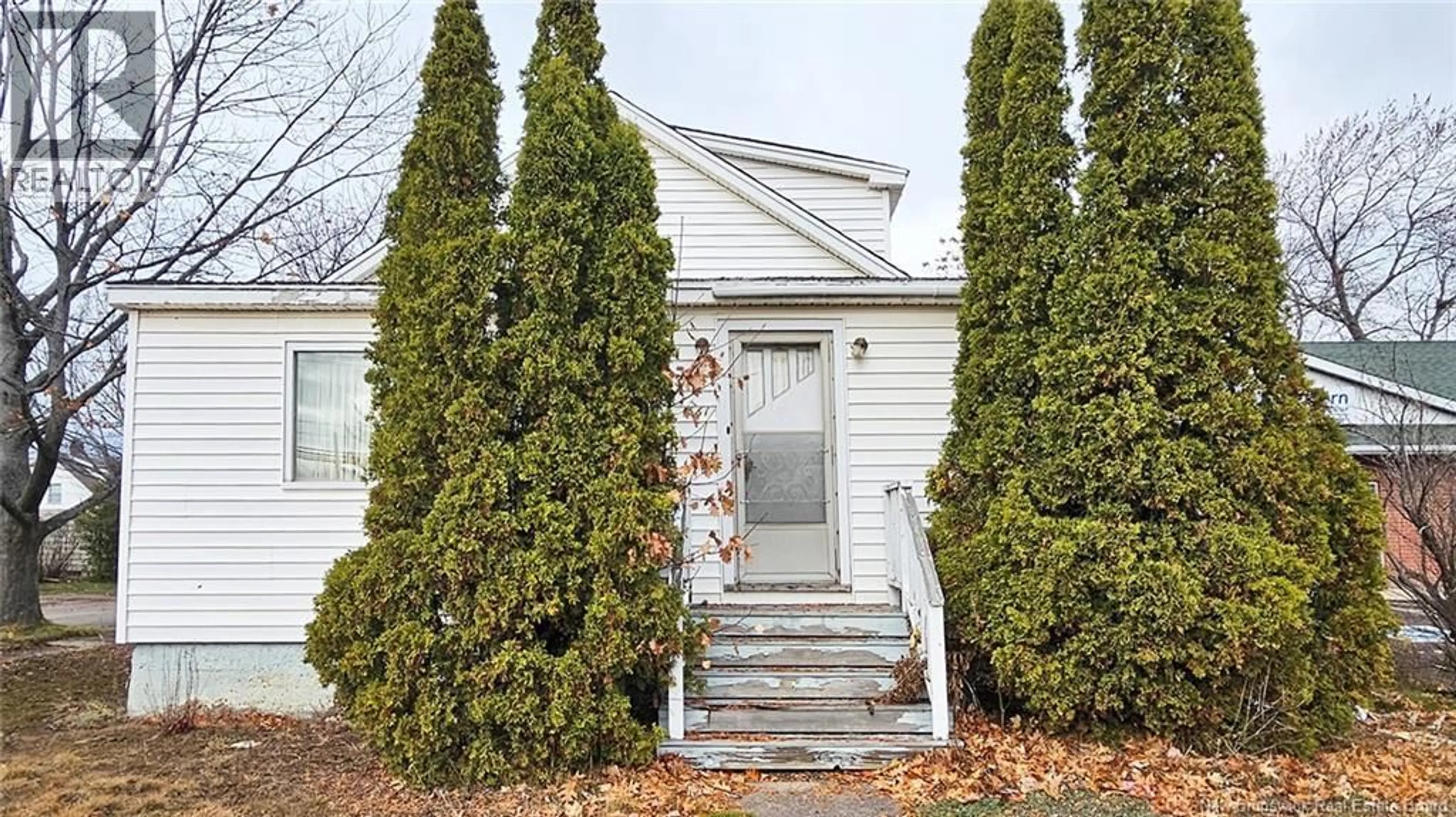 Home with vinyl exterior material, street for 561 ST GEORGE BOULEVARD, Moncton New Brunswick E1E2B7