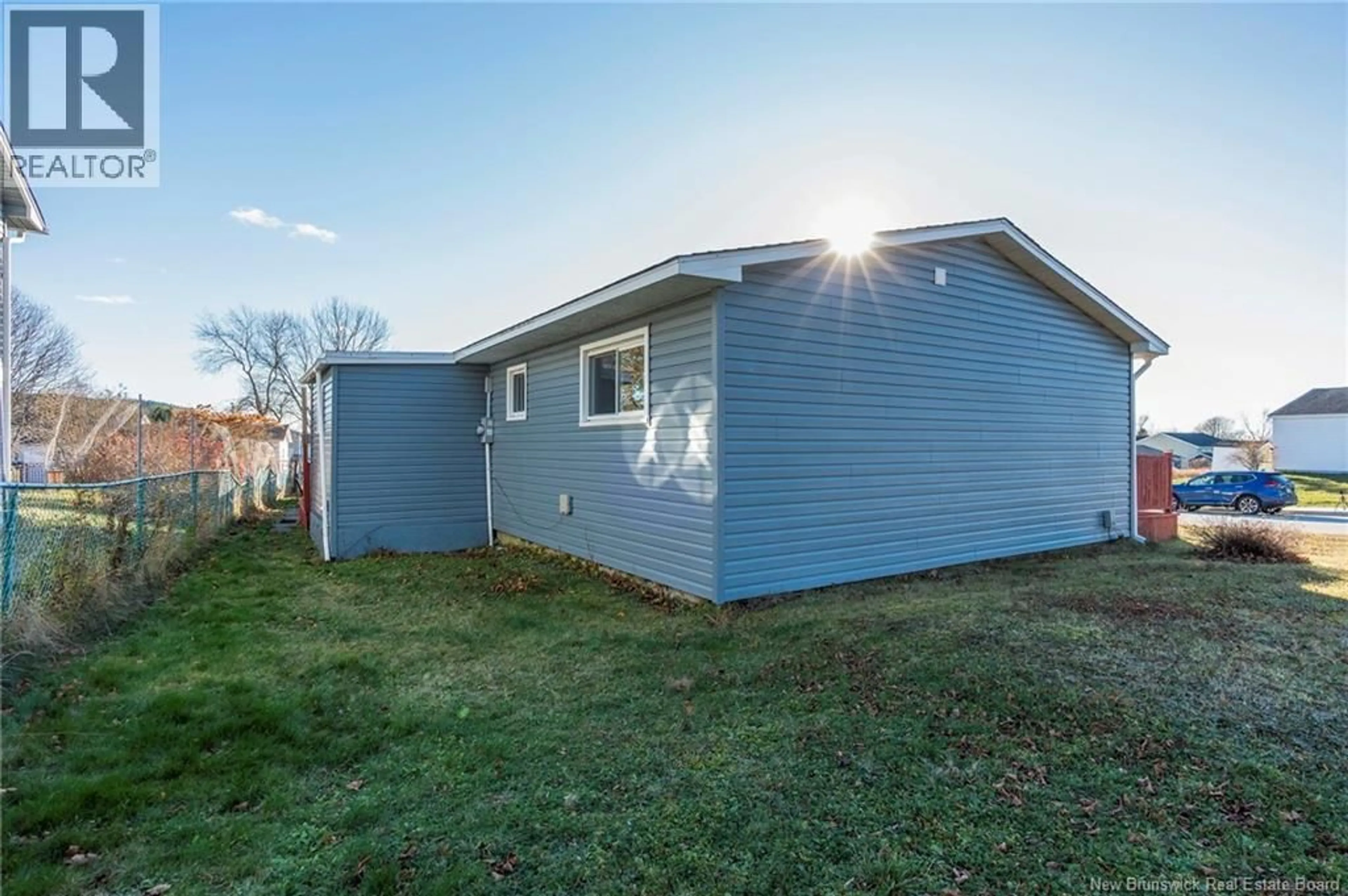 Home with vinyl exterior material, street for 28 EDEN STREET, Saint John New Brunswick E2P1C8