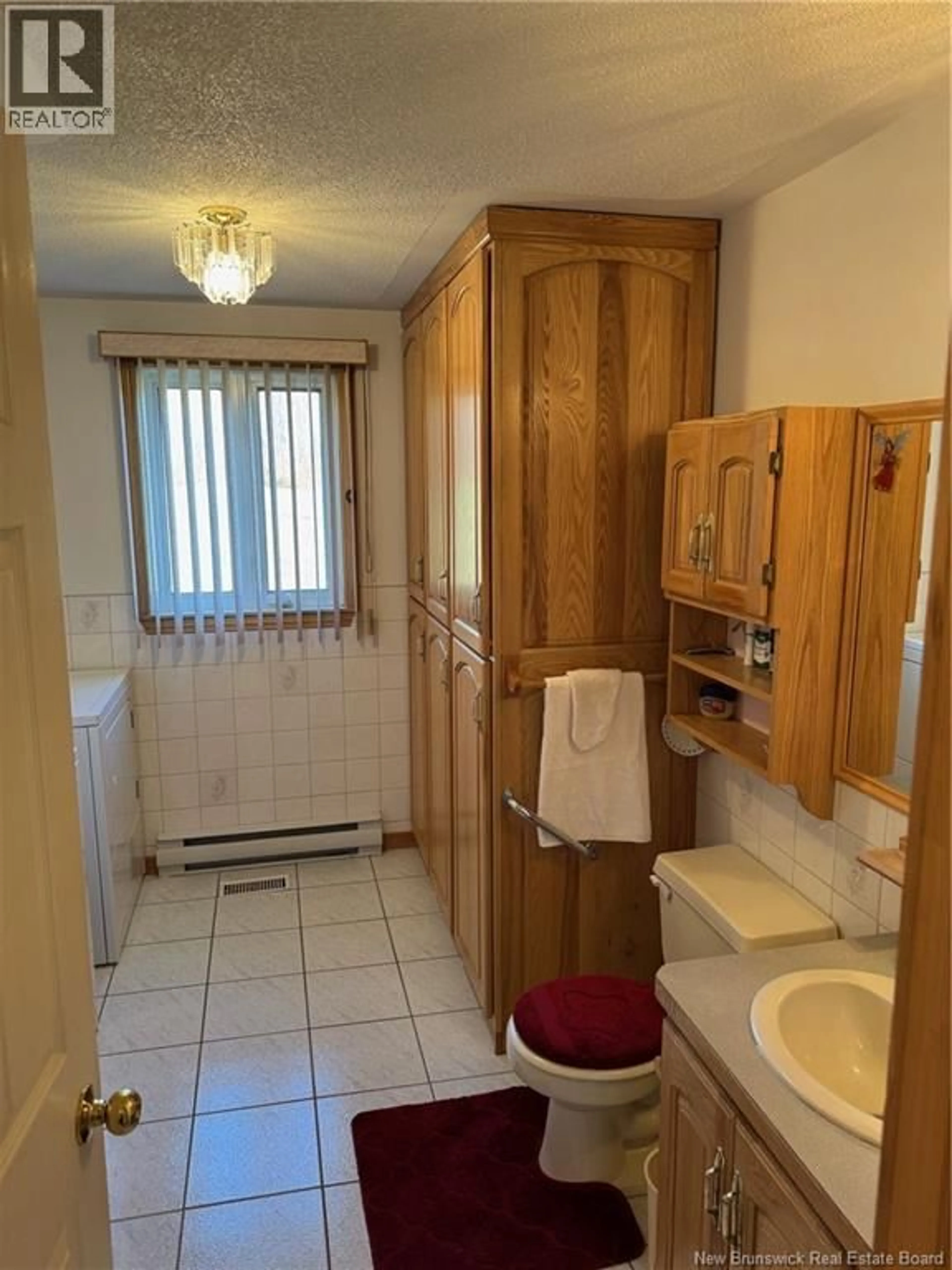 Standard bathroom, unknown for 11481 144 ROUTE ROUTE, Saint-Léonard-Parent New Brunswick E7E2N1