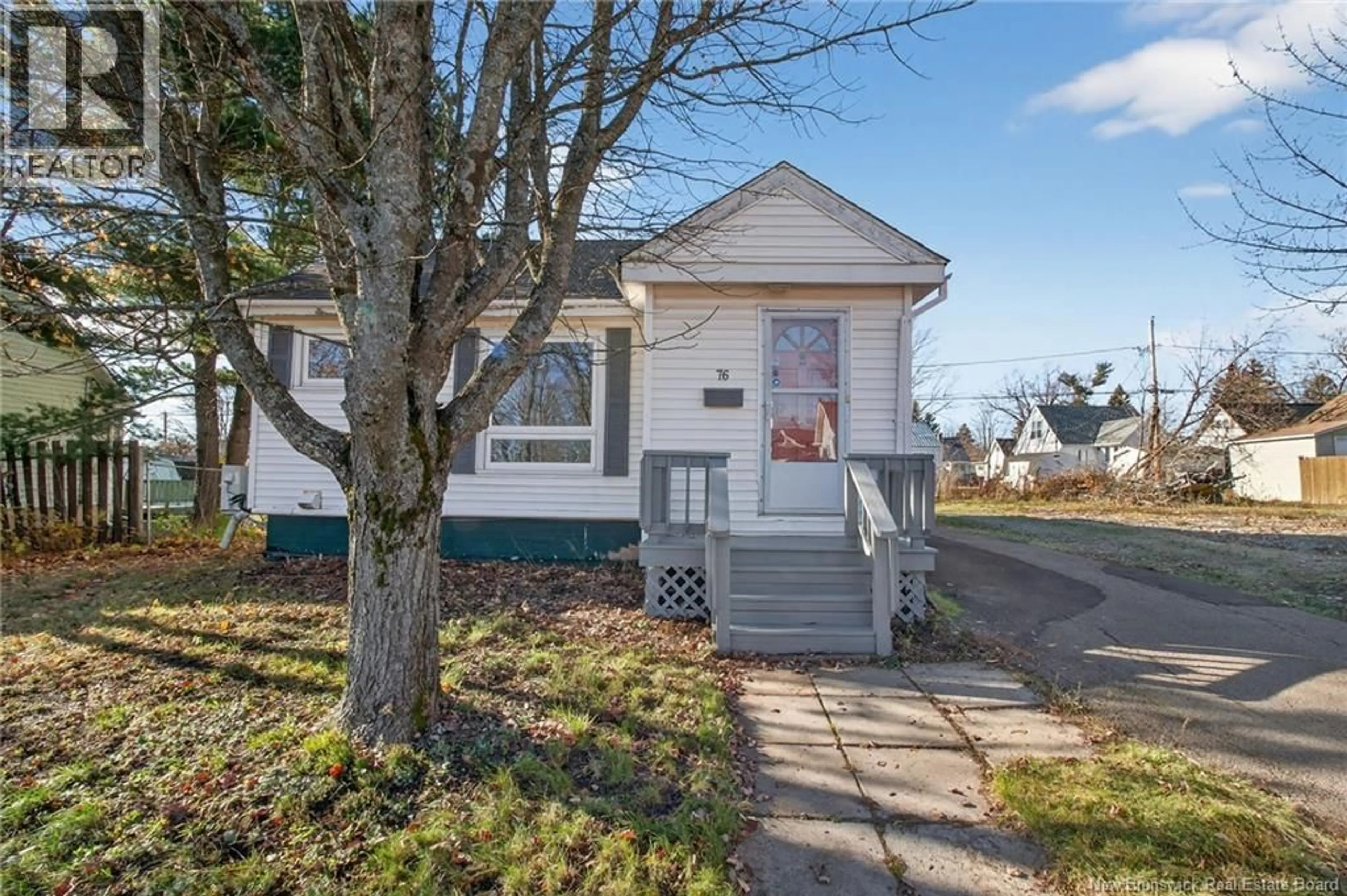 Home with vinyl exterior material, street for 76 LESLIE STREET, Moncton New Brunswick E1C6M5